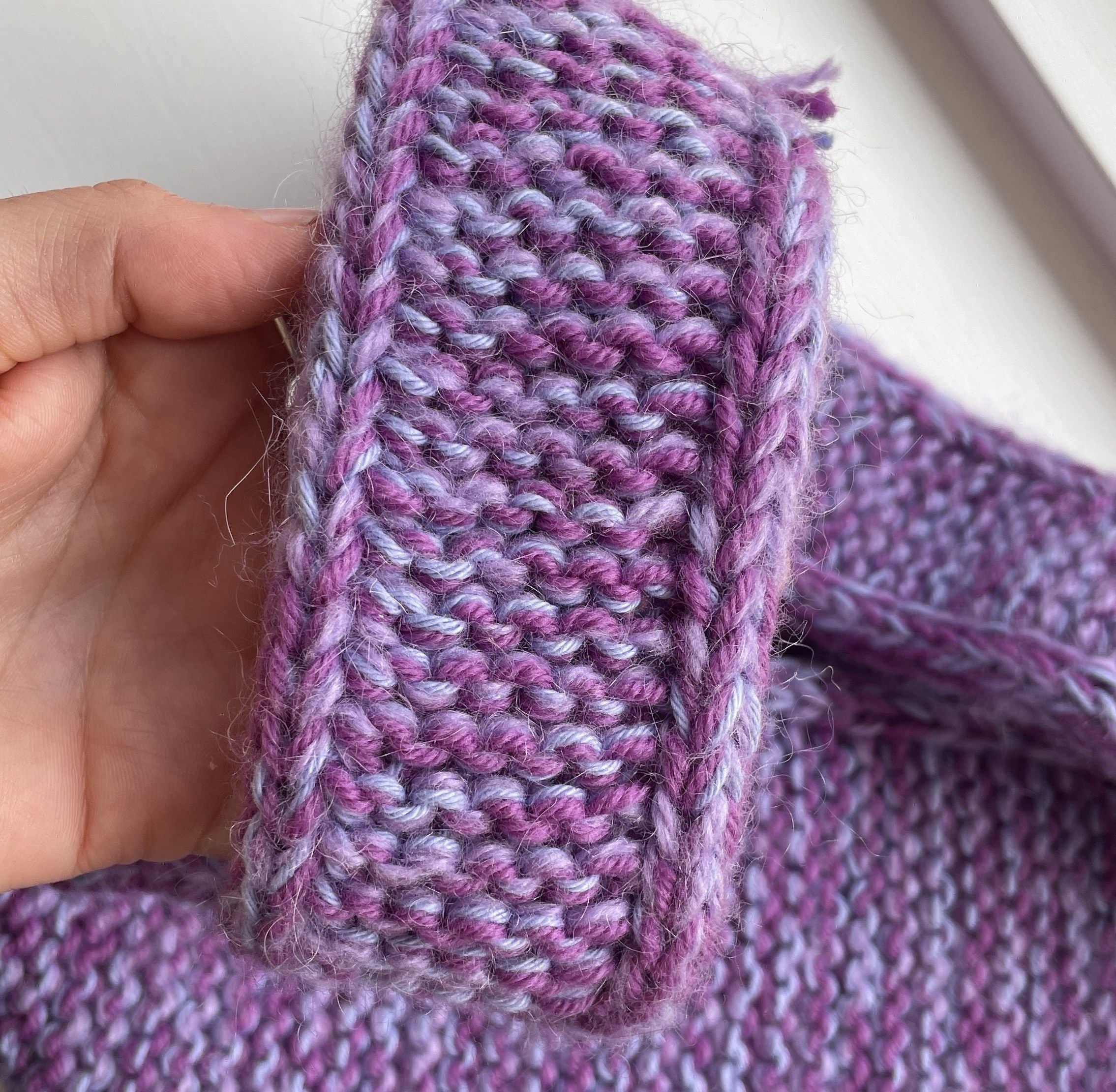 hobbii-ultra-easy-bag-strickanleitung-tasche-one-size-krausrippen image 4