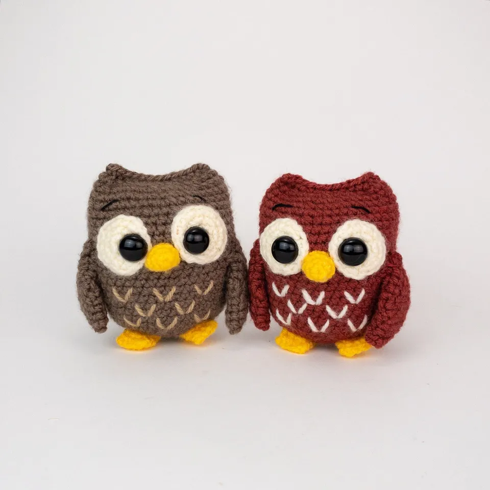 hobbii-ollie-and-opal-die-eulen-h-kelanleitung-amigurumi-11-5-cm image 1