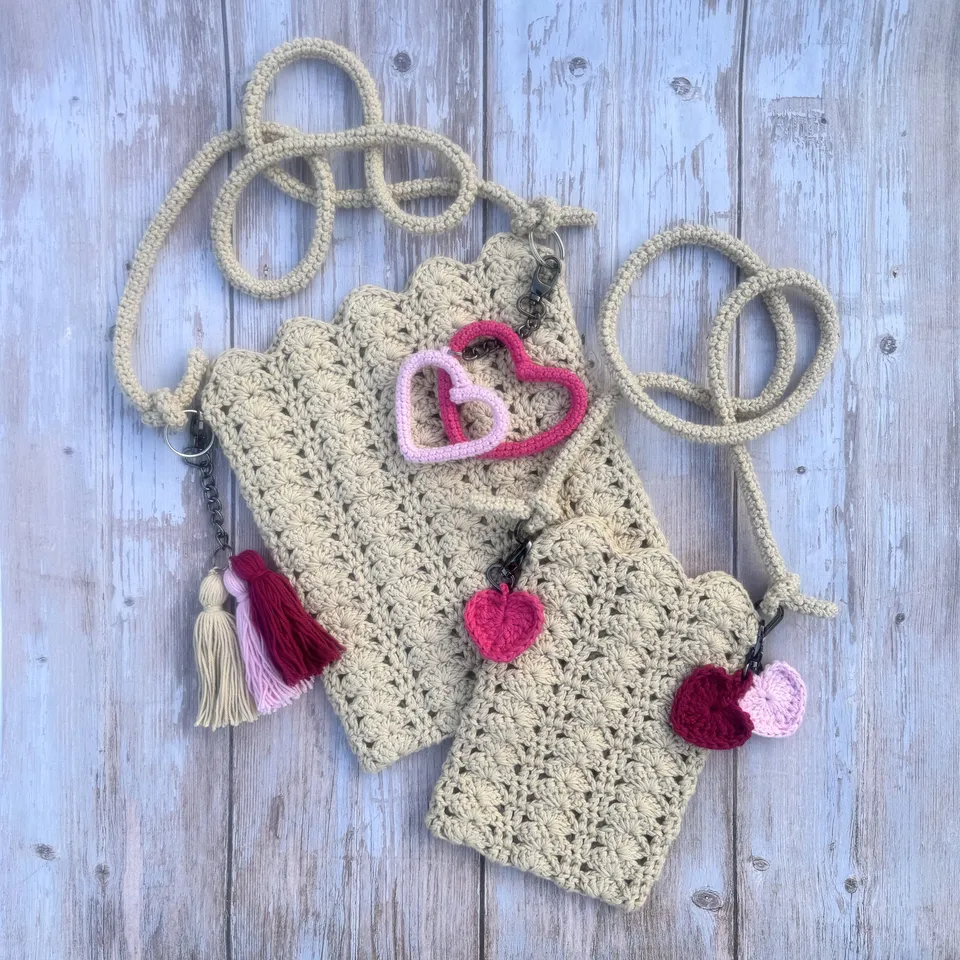 hobbii-fall-in-love-taschen-h-kelanleitung-s-und-m-herzen image 1