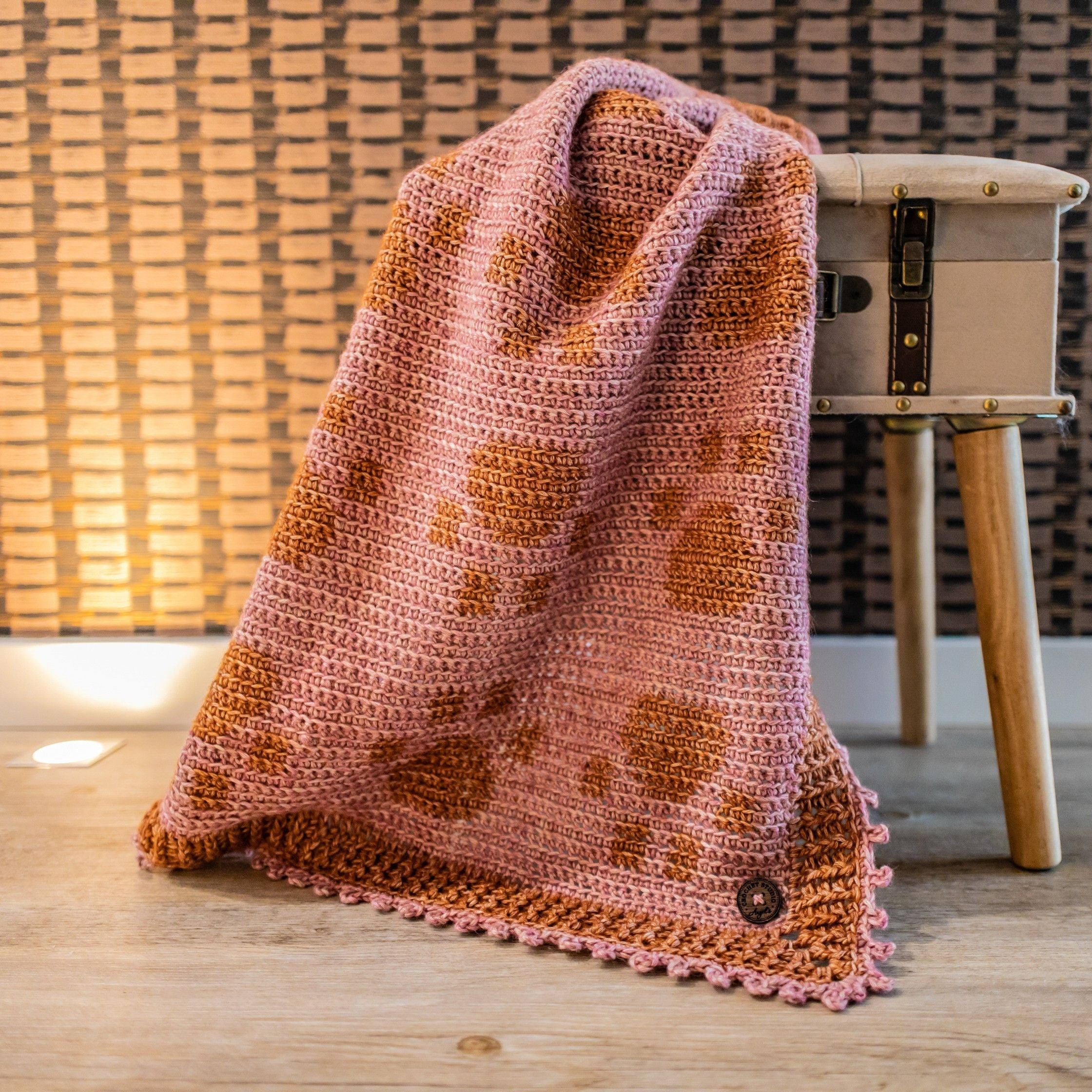 hobbii-fu-abdr-cke-im-herzen-decke-h-kelanleitung-75x105-cm image 7