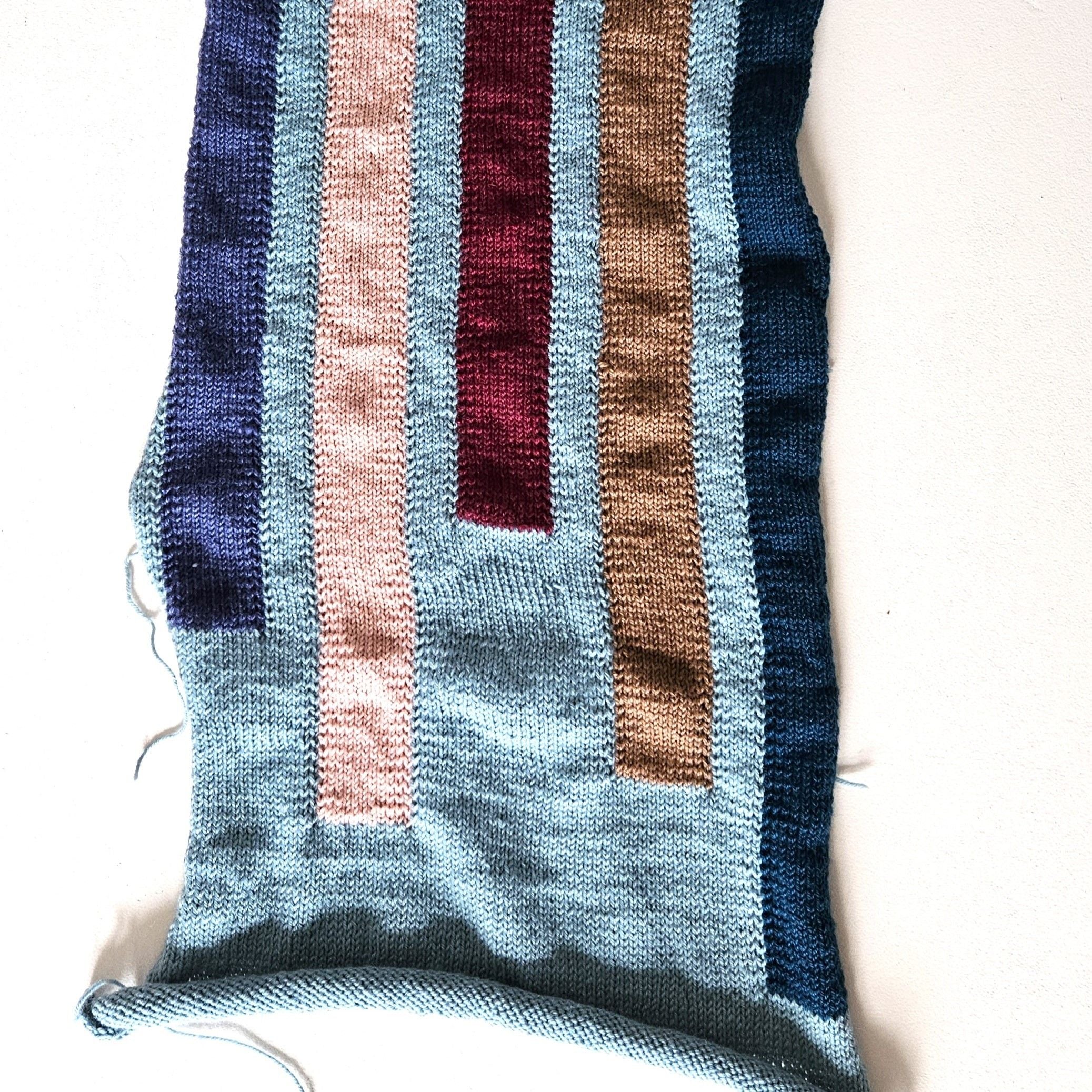hobbii-anleitungen-nimm-mich-mit-tasche-strickanleitung-one-size image 6