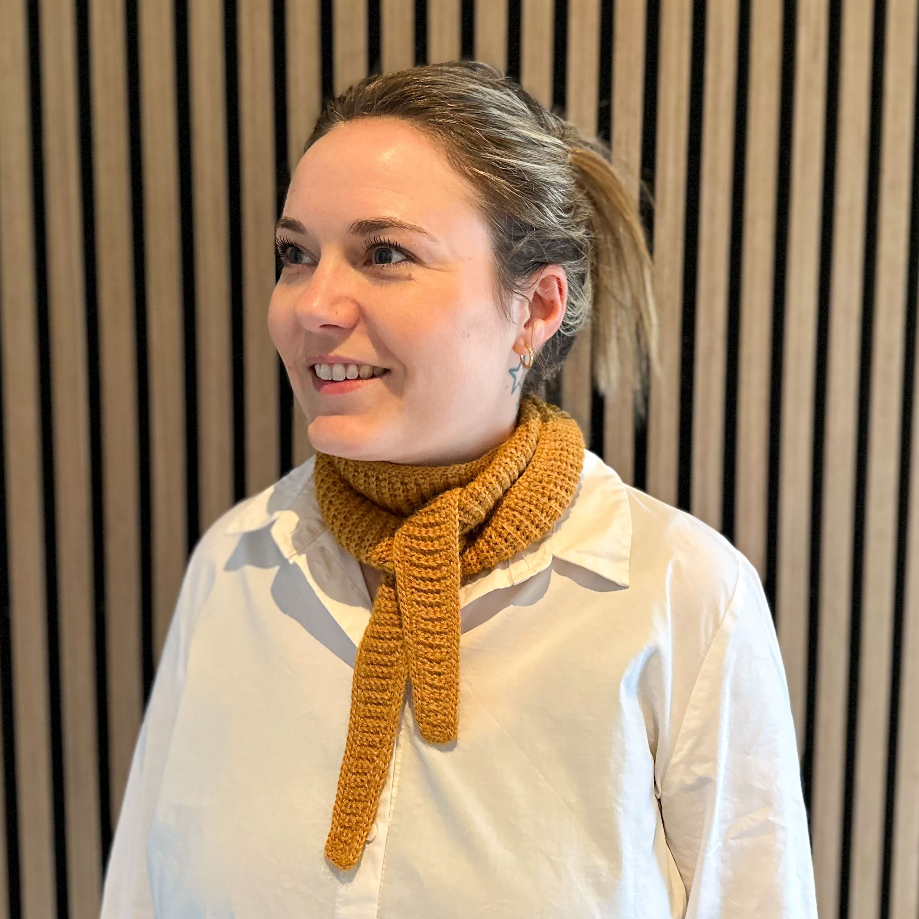 hobbii-anleitungen-simple-scarf-schal-h-kelanleitung-one-size image 2