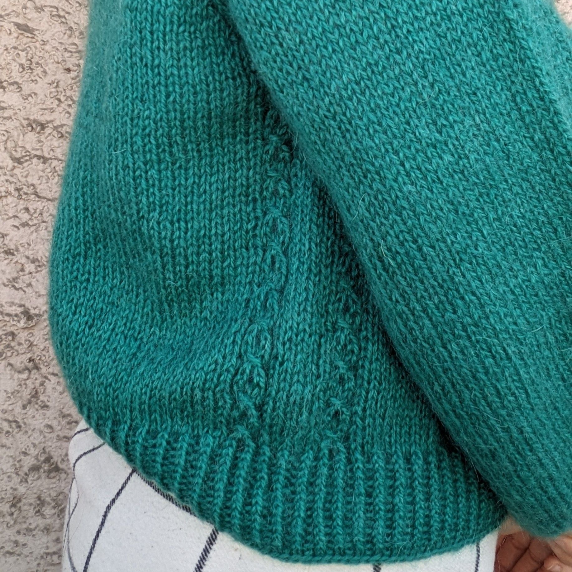hobbii-festi-strickjacke-anleitung-xs-pdf-mit-spitze image 5