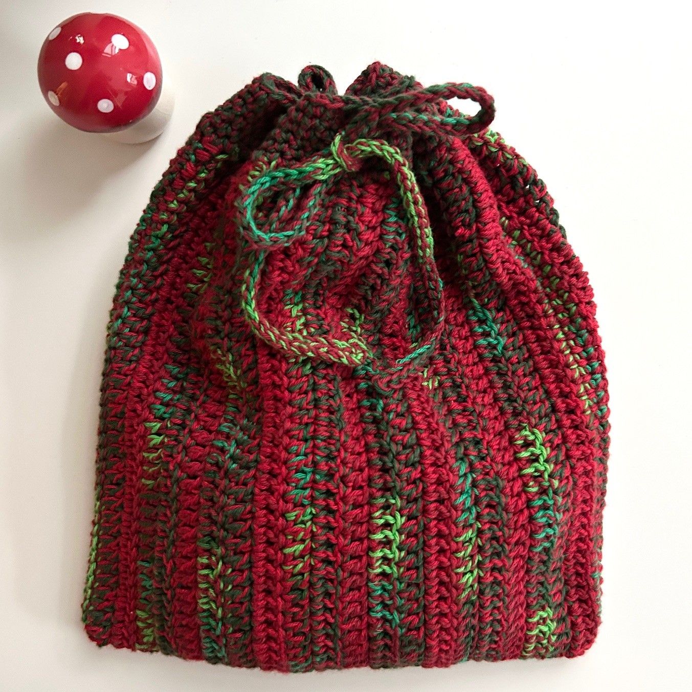 hobbii-ho-ho-hope-geschenkbeutel-h-kelanleitung-einheitsgr-e image 1