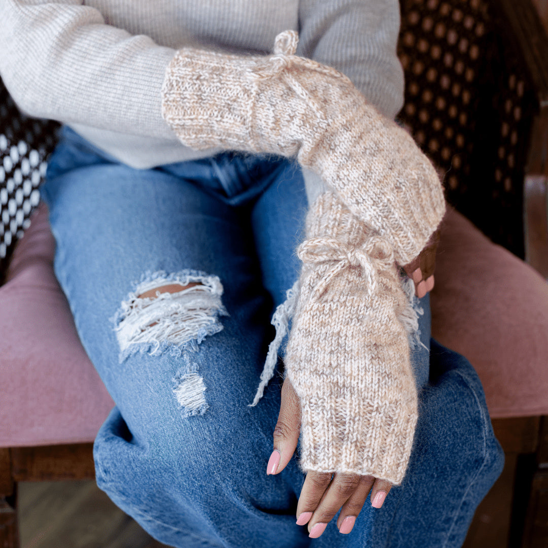 hobbii-anleitungen-willow-handschuhe-strickanleitung-fingerlos-mohair image 7
