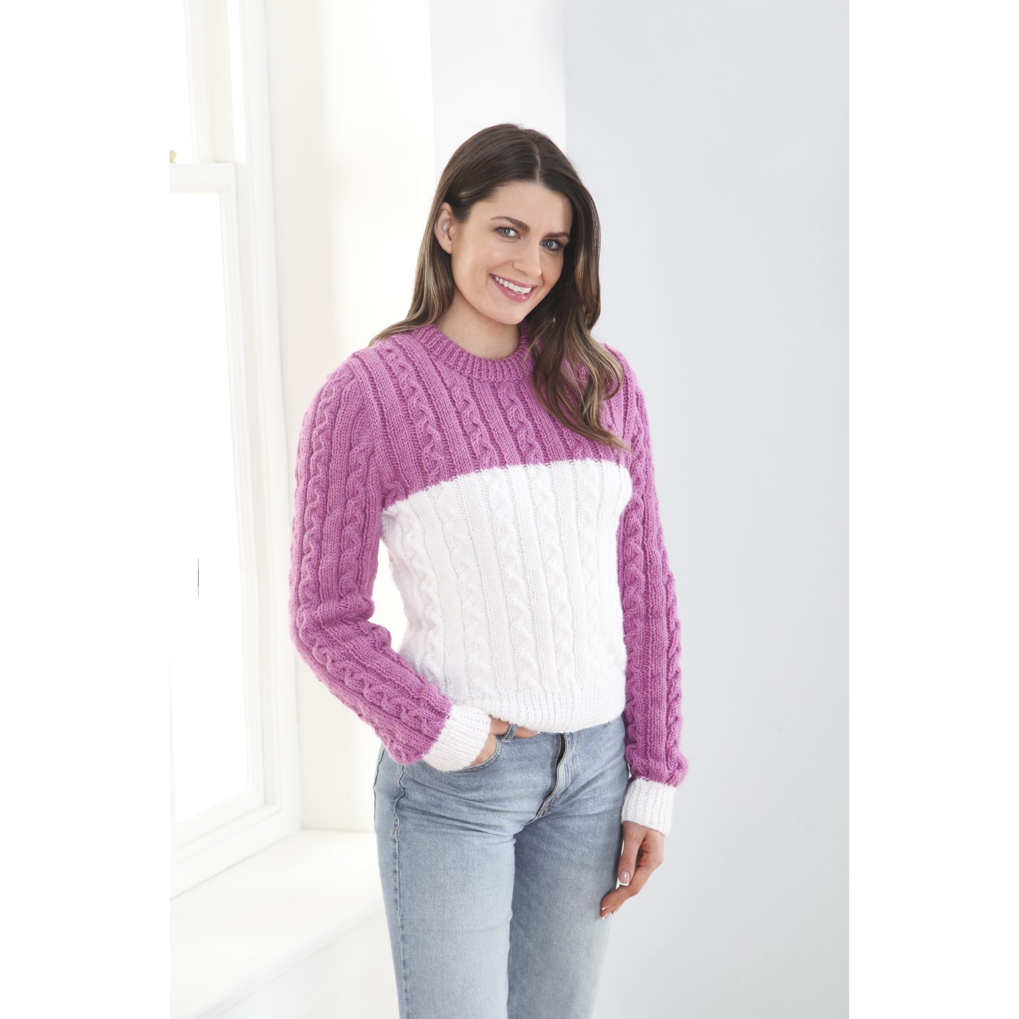 king-cole-patterns-6339-strickanleitung-pullover-aran image 1