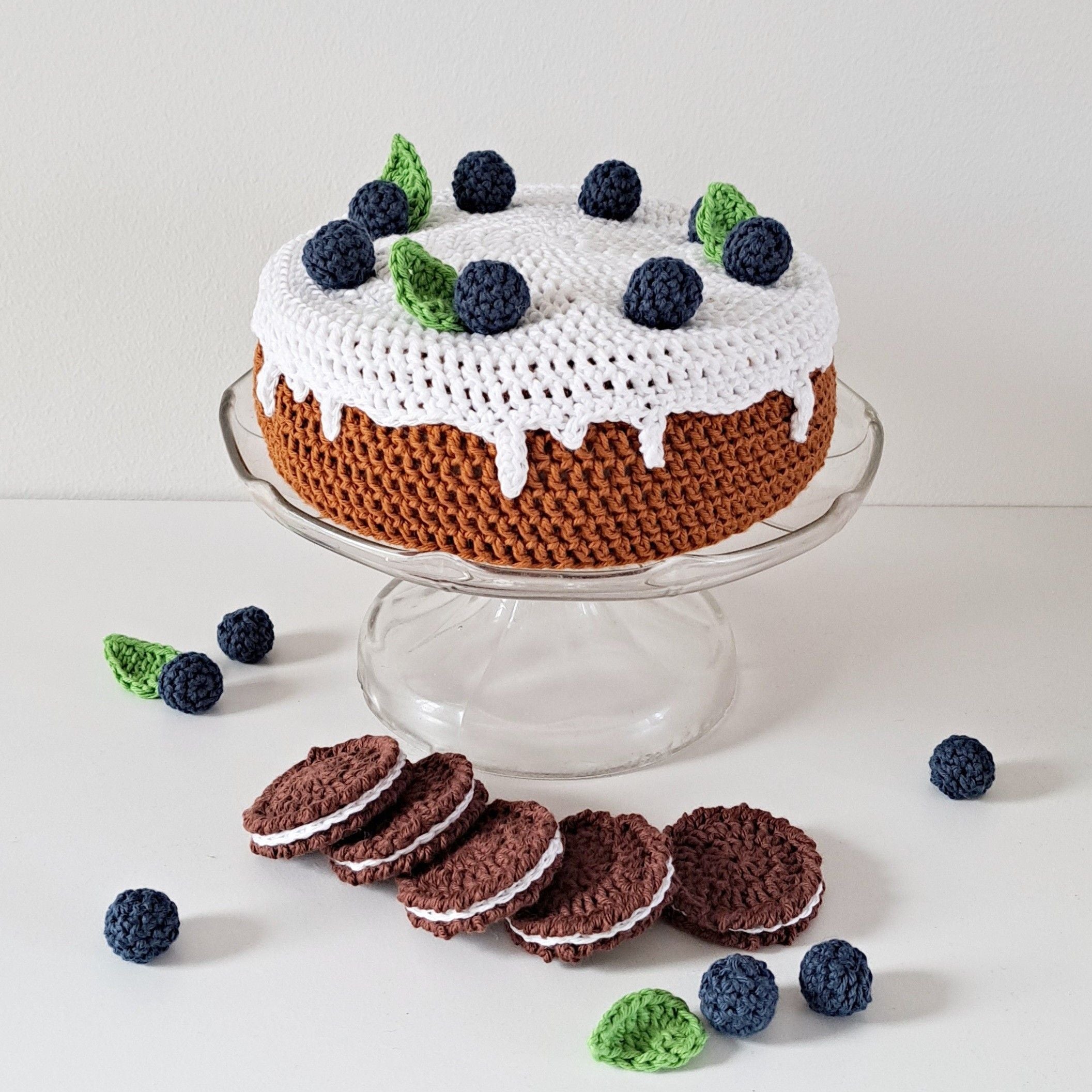 hobbii-anleitungen-sommerteeparty-h-kelanleitung-torte-one-size image 1