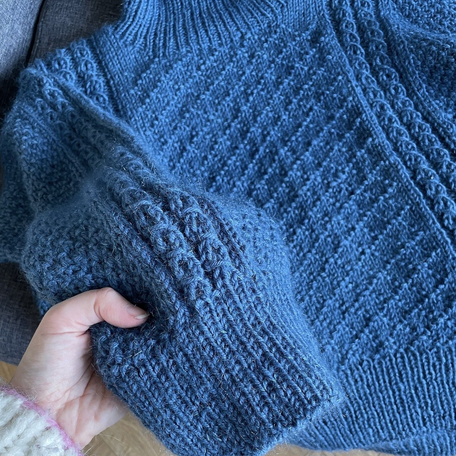 hobbii-diamond-structure-sweater-pullover-strickanleitung-xs-4xl-top-down image 4