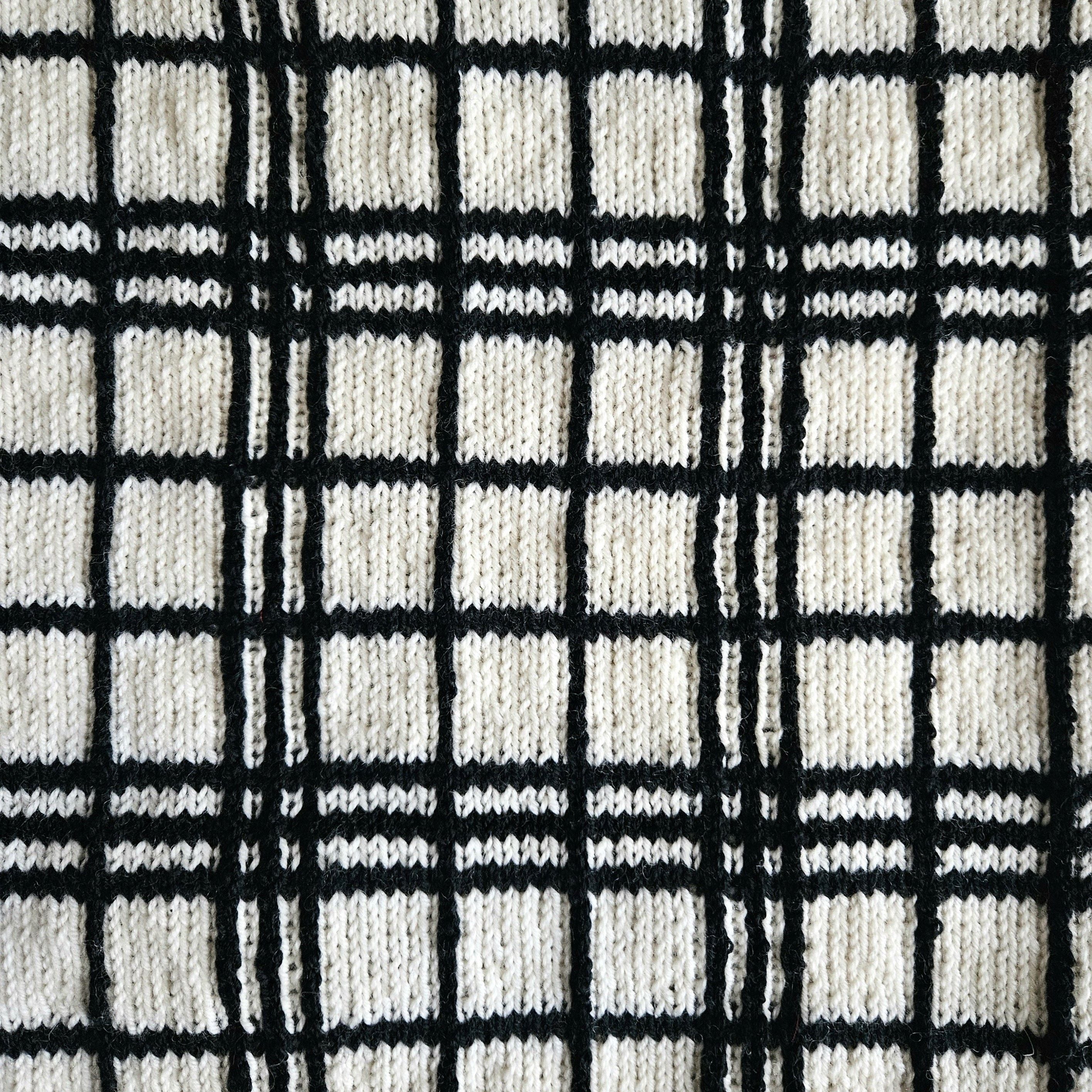 hobbii-anleitungen-tern-kissen-strickanleitung-50x50-schwarz-wei image 3