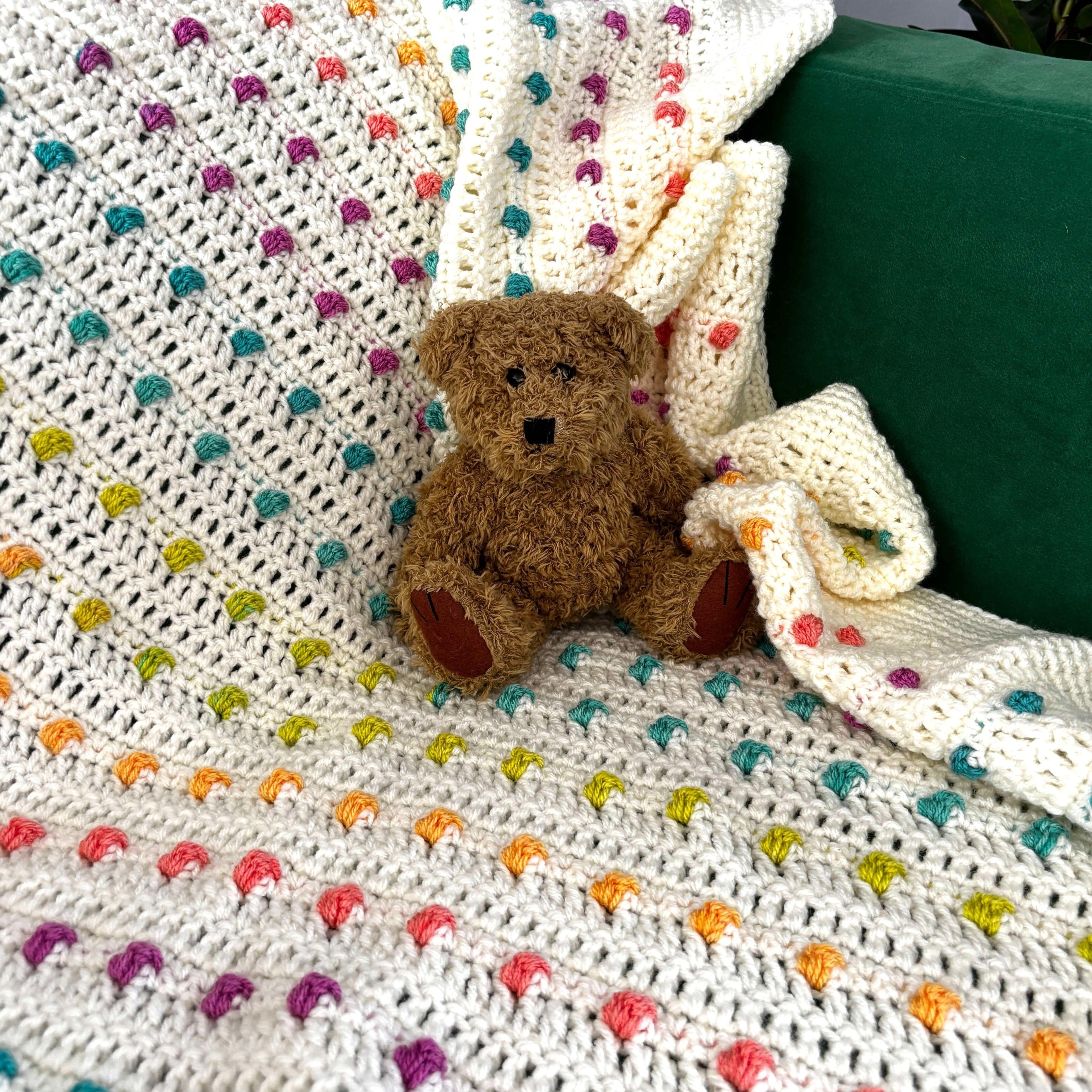 hobbii-dotty-bobble-decke-h-kelanleitung-83x110-cm-noppen image 2