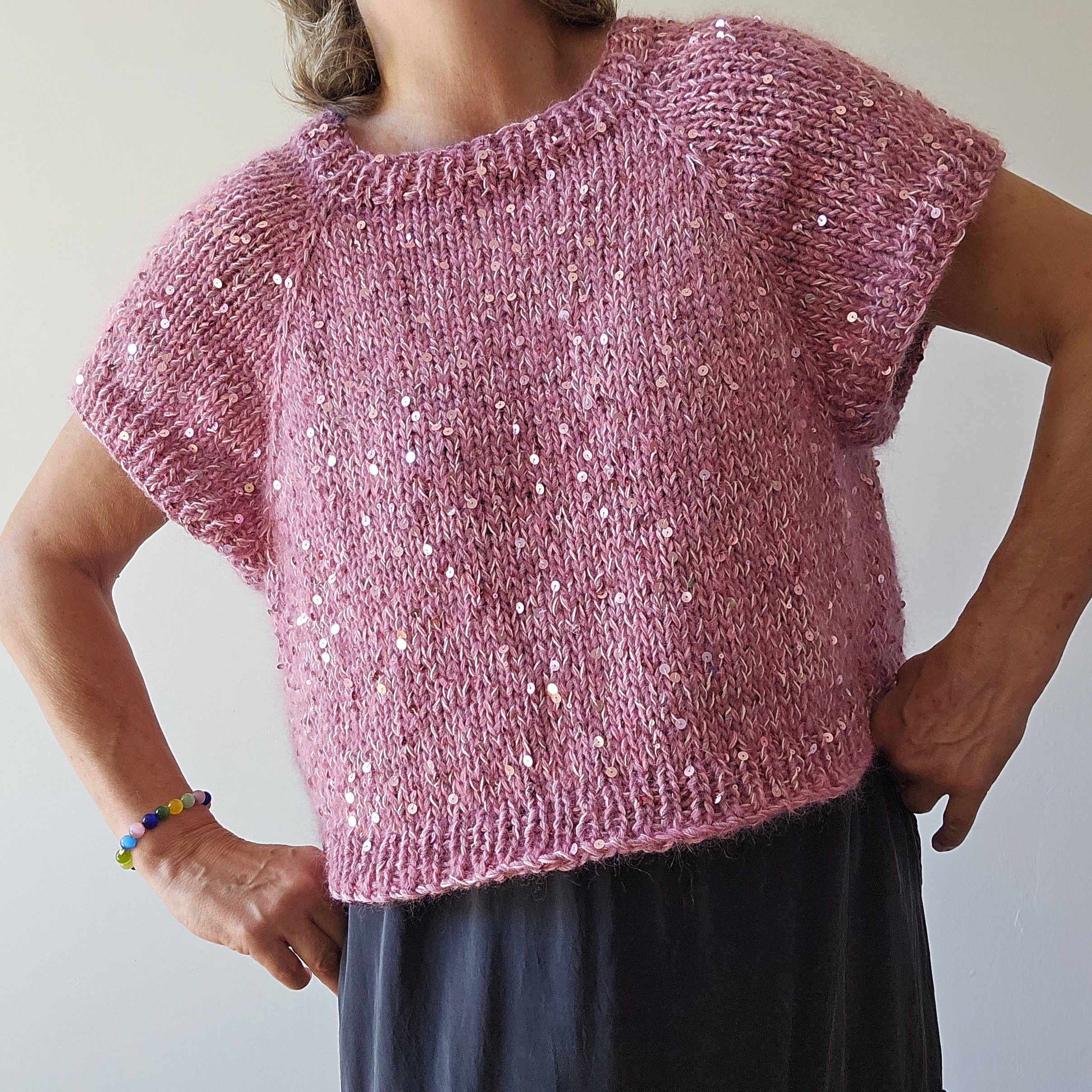 hobbii-louisa-pullunder-strickanleitung-xs-xxl-pailletten image 4