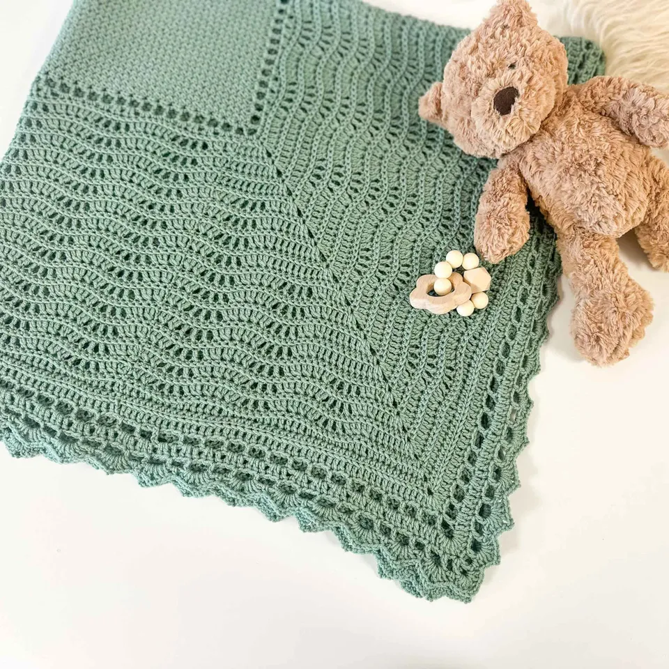 hobbii-anleitungen-milly-babydecke-h-kelanleitung-93x93-cm image 1