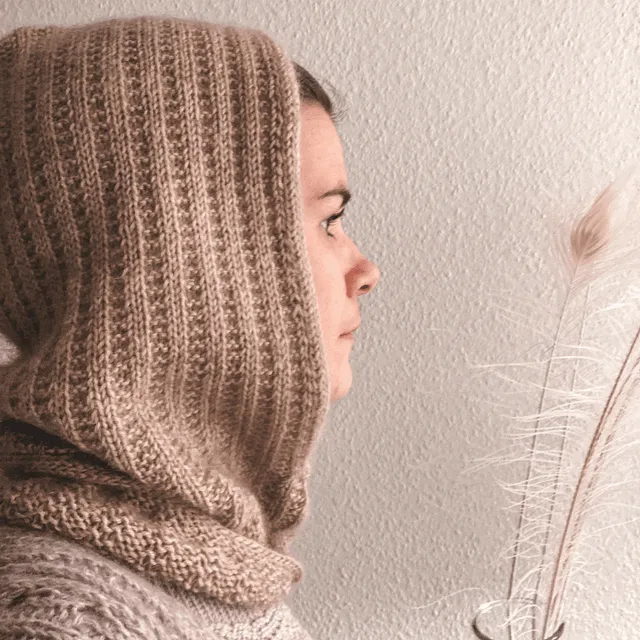 hobbii-forest-balaclava-strickanleitung-one-size-pdf-rippenmuster image 1