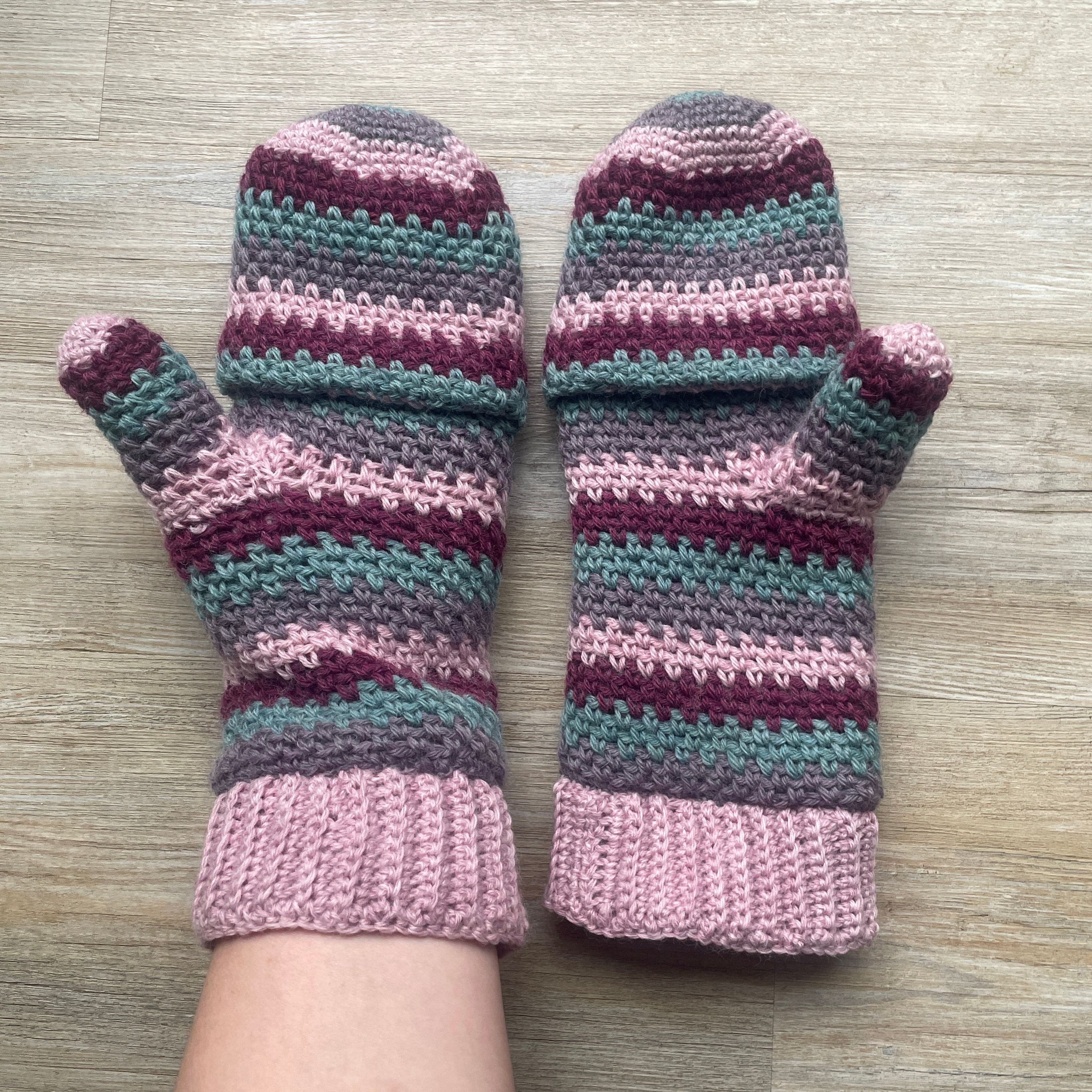 hobbii-anleitungen-andrea-handschuhe-strickanleitung-s-m-l-klappe image 5