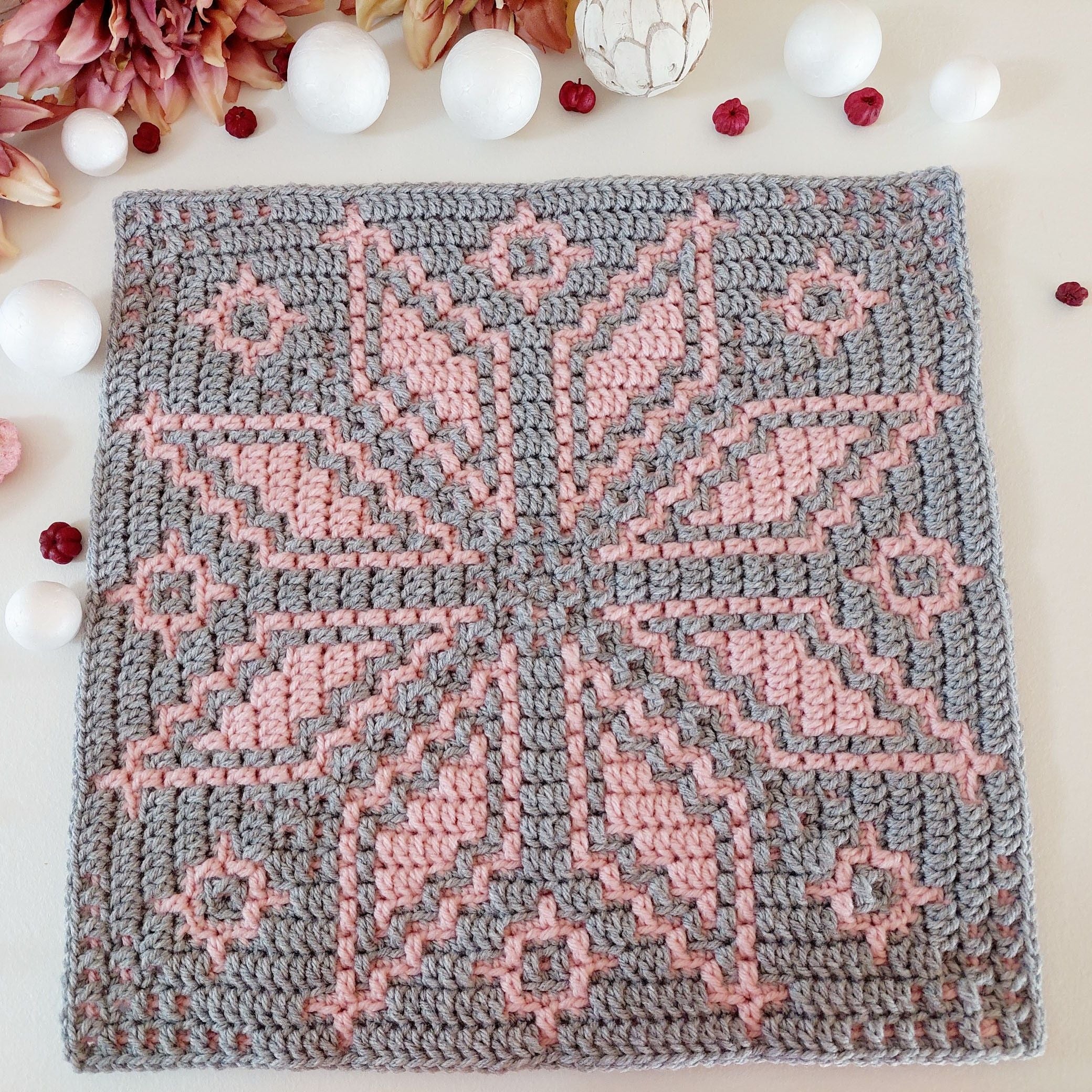 hobbii-glorious-bloom-quadrat-h-kelanleitung-37-5-cm-blumen image 3