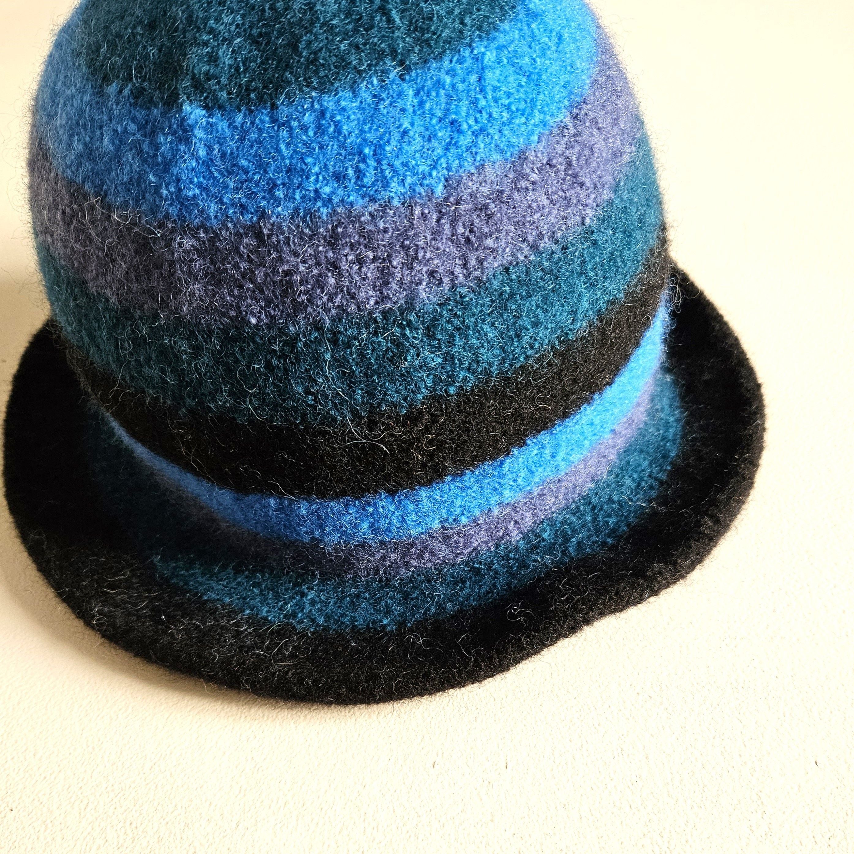 hobbii-my-hat-gestreifter-hut-strickanleitung-pdf-s-m-l image 4