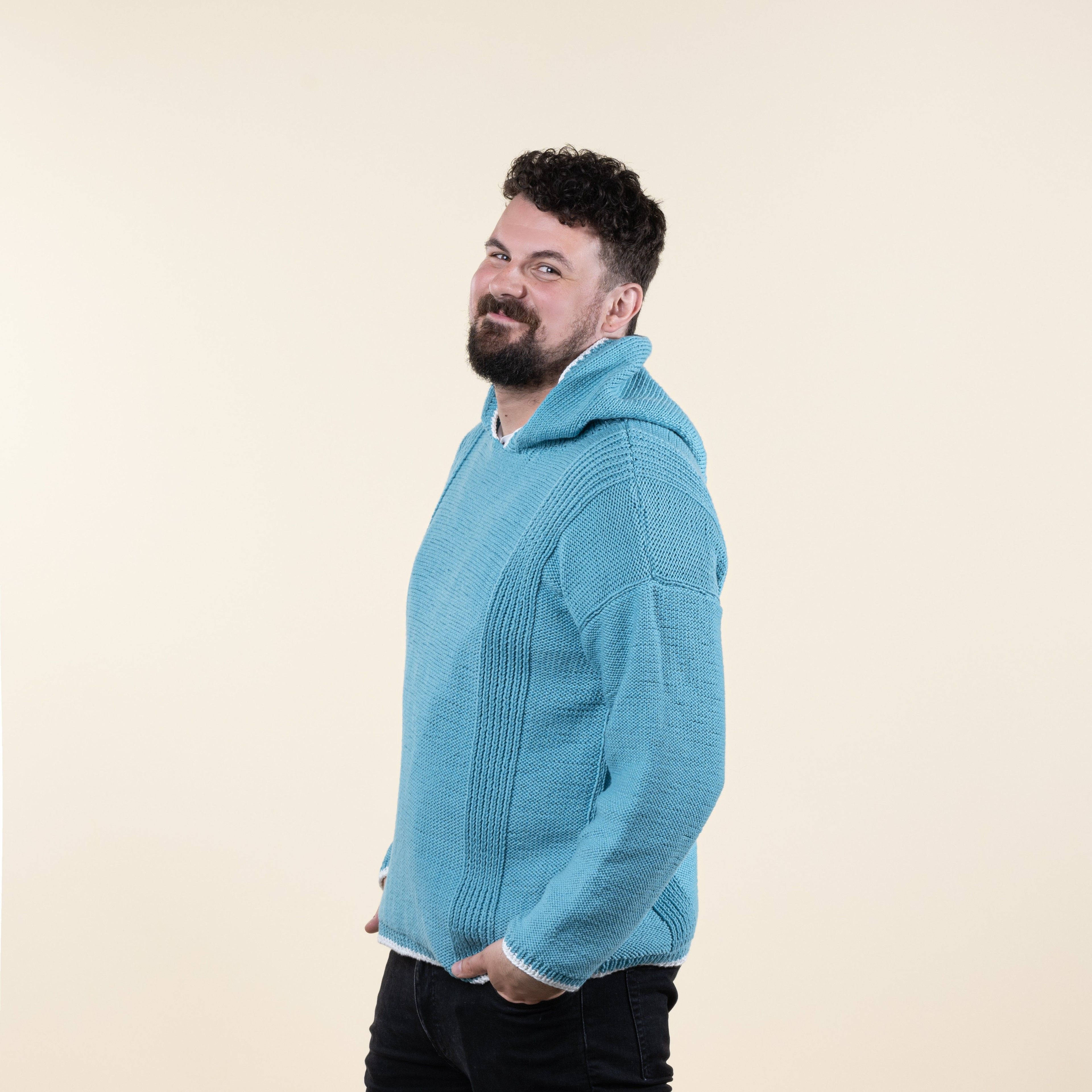 hobbii-frank-senior-strickanleitung-kapuzenpullover-s-2xl image 1