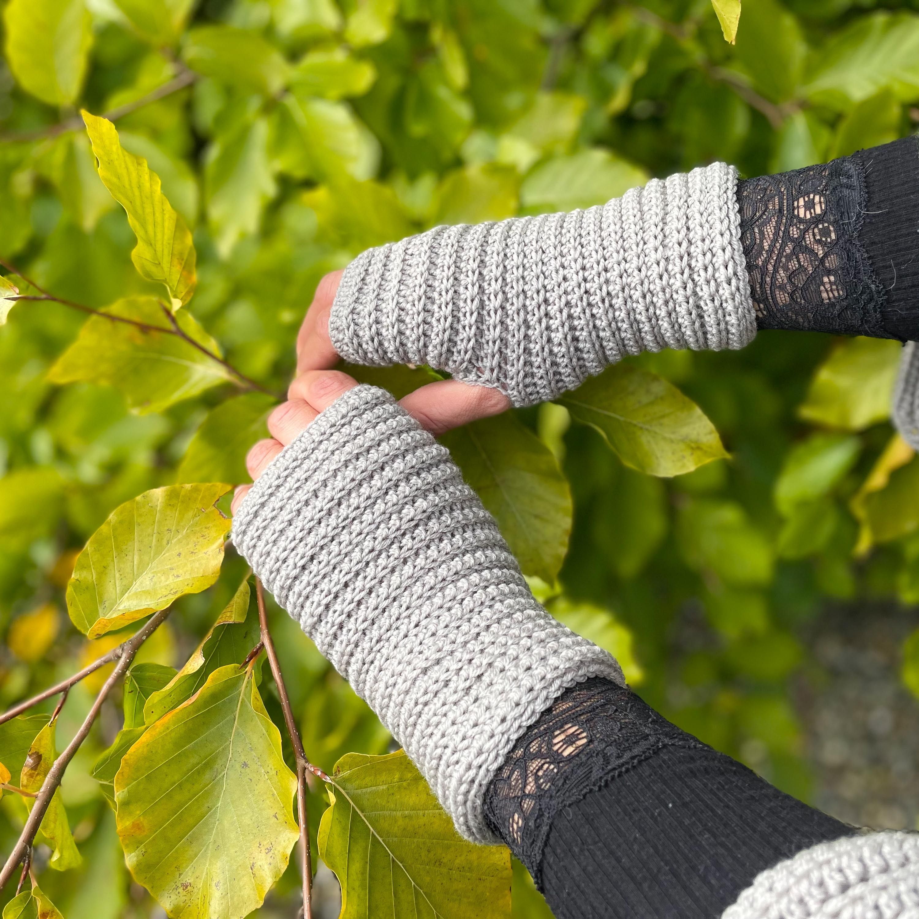 hobbii-anleitungen-embrace-pulsw-rmer-strickanleitung-s-m image 1