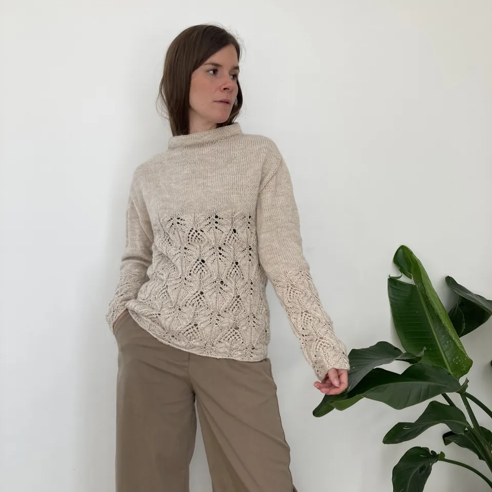 hobbii-wildflower-fields-pullover-strickanleitung-muster image 1