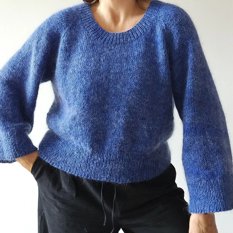 hobbii-anleitungen-japandy-vibrant-strickanleitung-pullover-s-2xl image 1