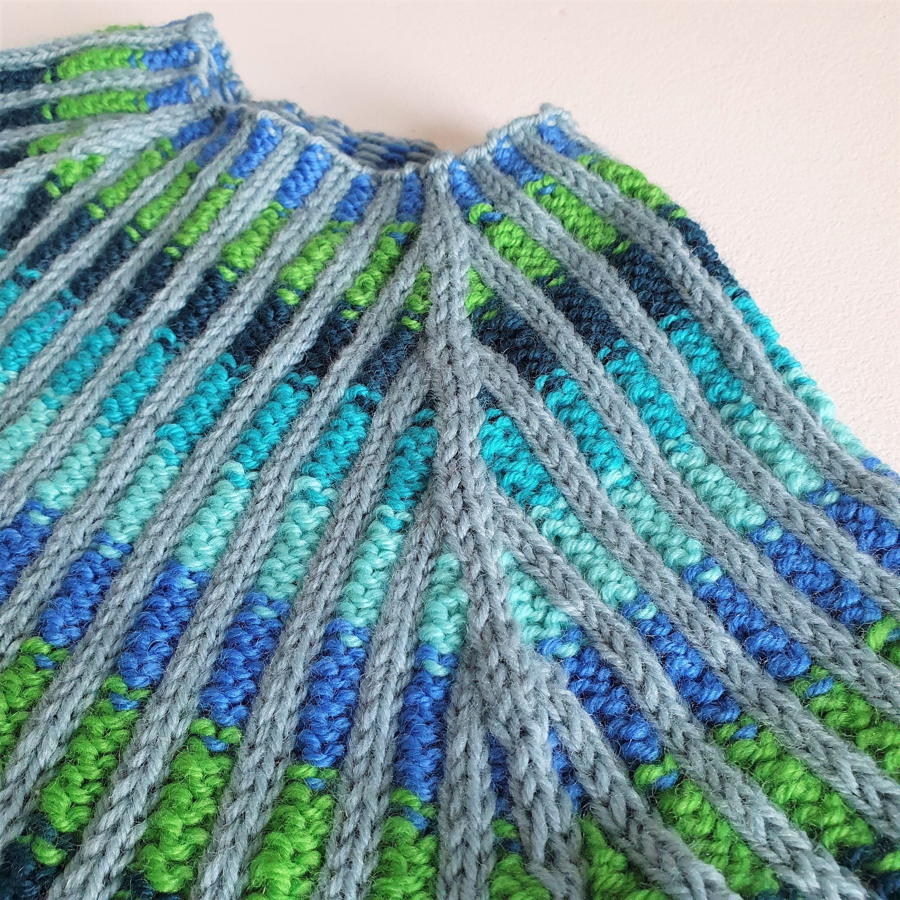 hobbii-anleitungen-sofus-sofia-kinderpullover-strickanleitung-4j image 4