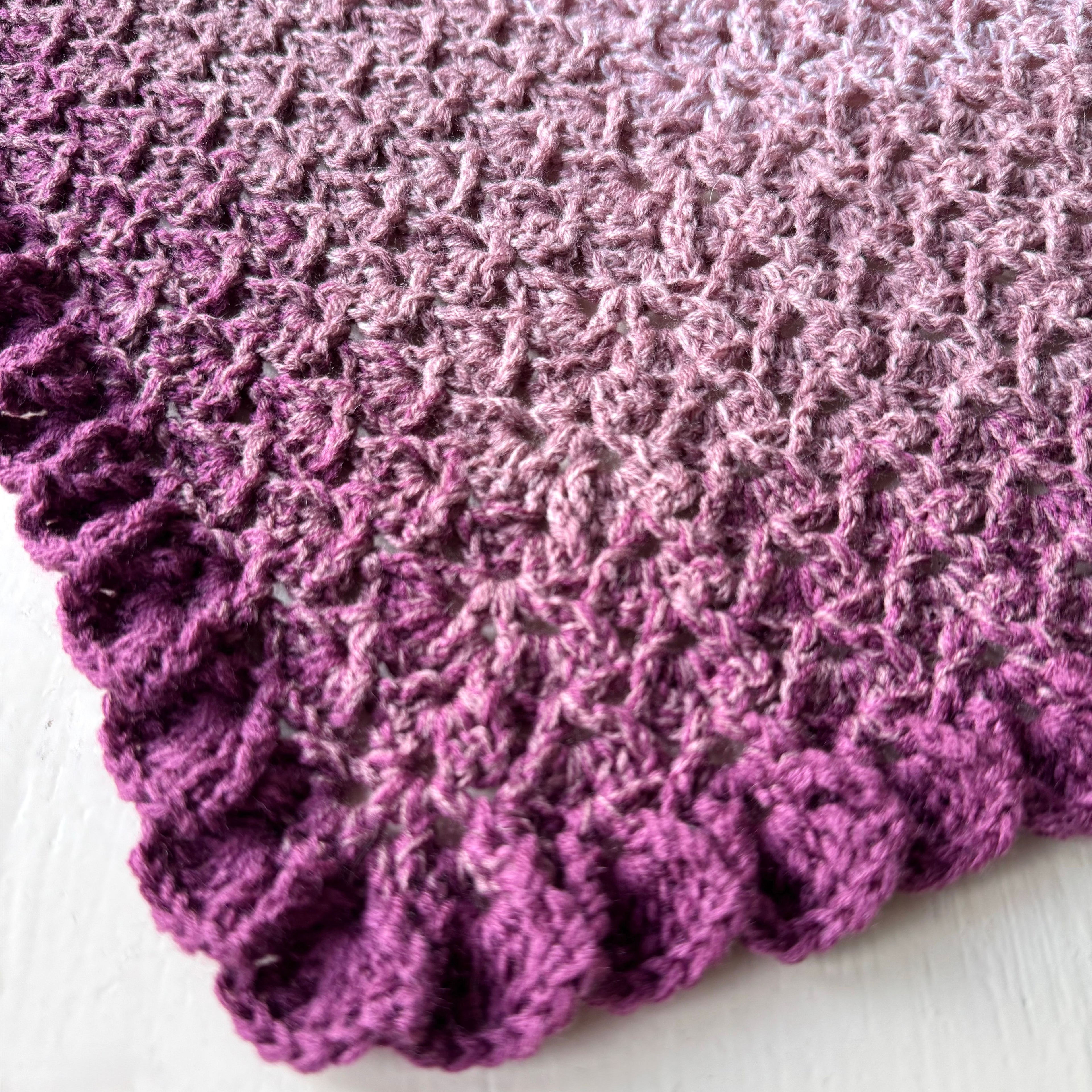 hobbii-amethyst-h-kelanleitung-schal-dreieckstuch image 4