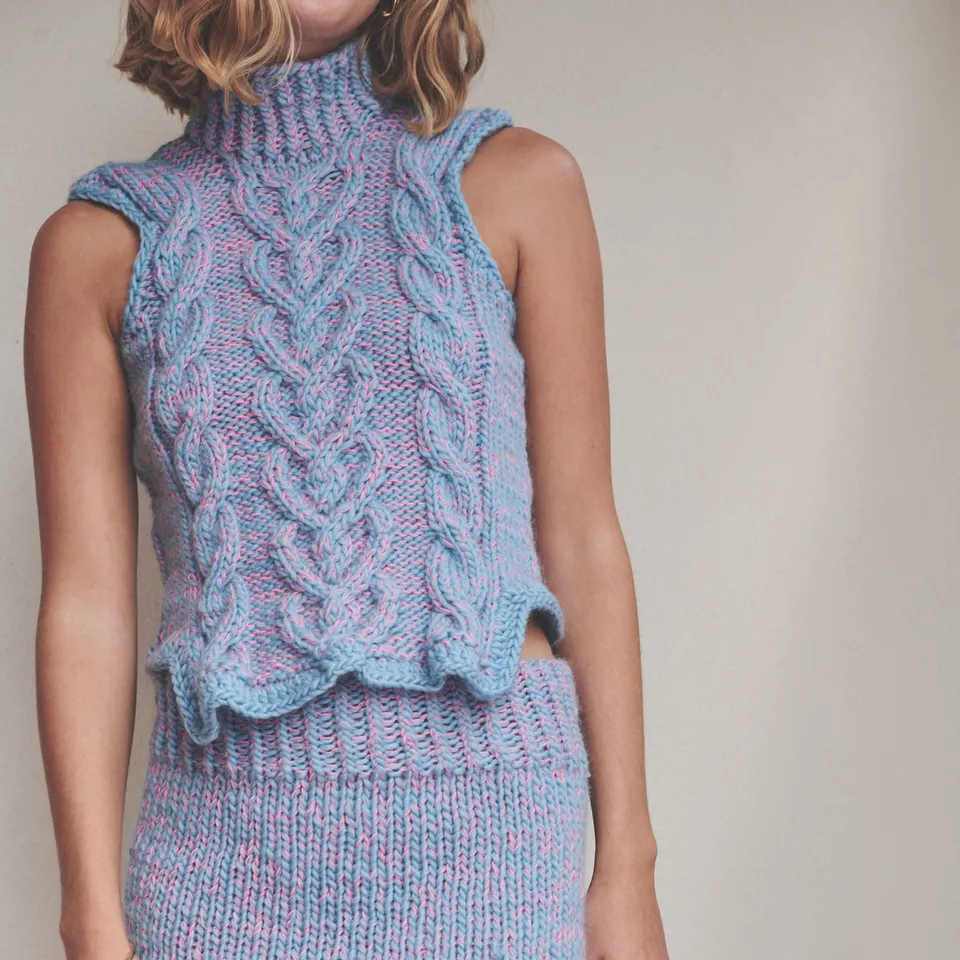 hobbii-love-on-top-pullunder-strickanleitung-pdf-s-l image 1