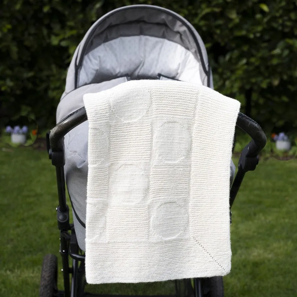 hobbii-dots-strickanleitung-babydecke-81x65-einheitsgr-e image 1