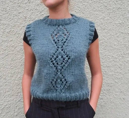 hobbii-westywood-no-4-weste-strickanleitung-xs-xxl-lochmuster image 1