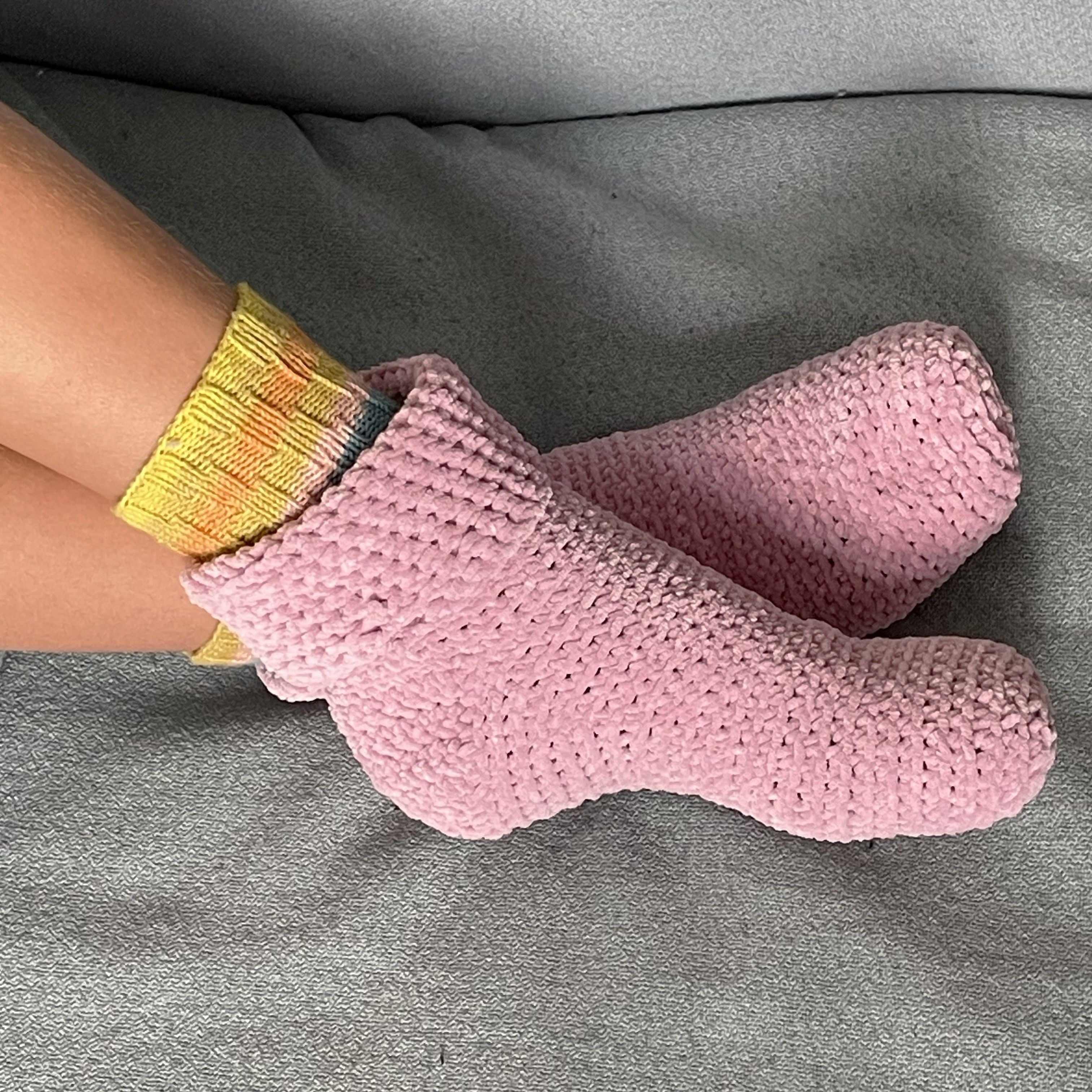 hobbii-anleitungen-hyggesokker-kindersocken-h-kelanleitung-2-3-jahre image 1