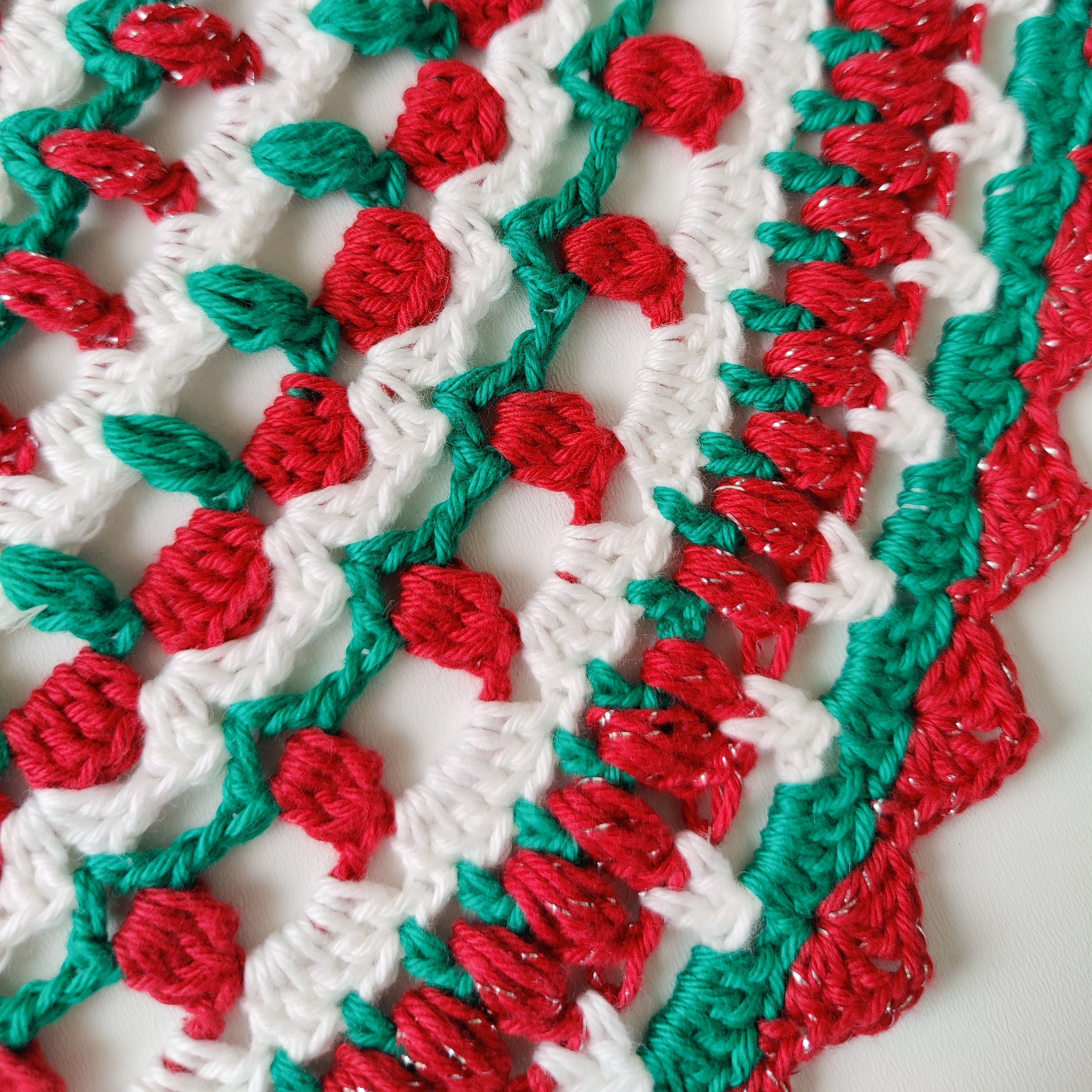 hobbii-holly-jolly-christmas-doily-h-kelanleitung-rund image 4