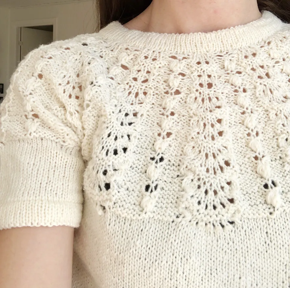 hobbii-anleitungen-spring-waves-sommerpulli-strickanleitung-xs-3xl image 1