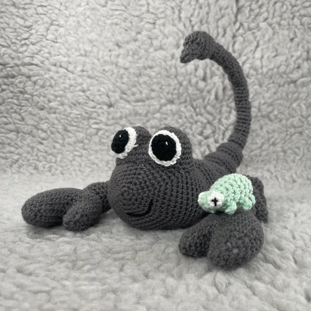 hobbii-skorpion-h-kelanleitung-sternzeichen-one-size-15-cm image 1
