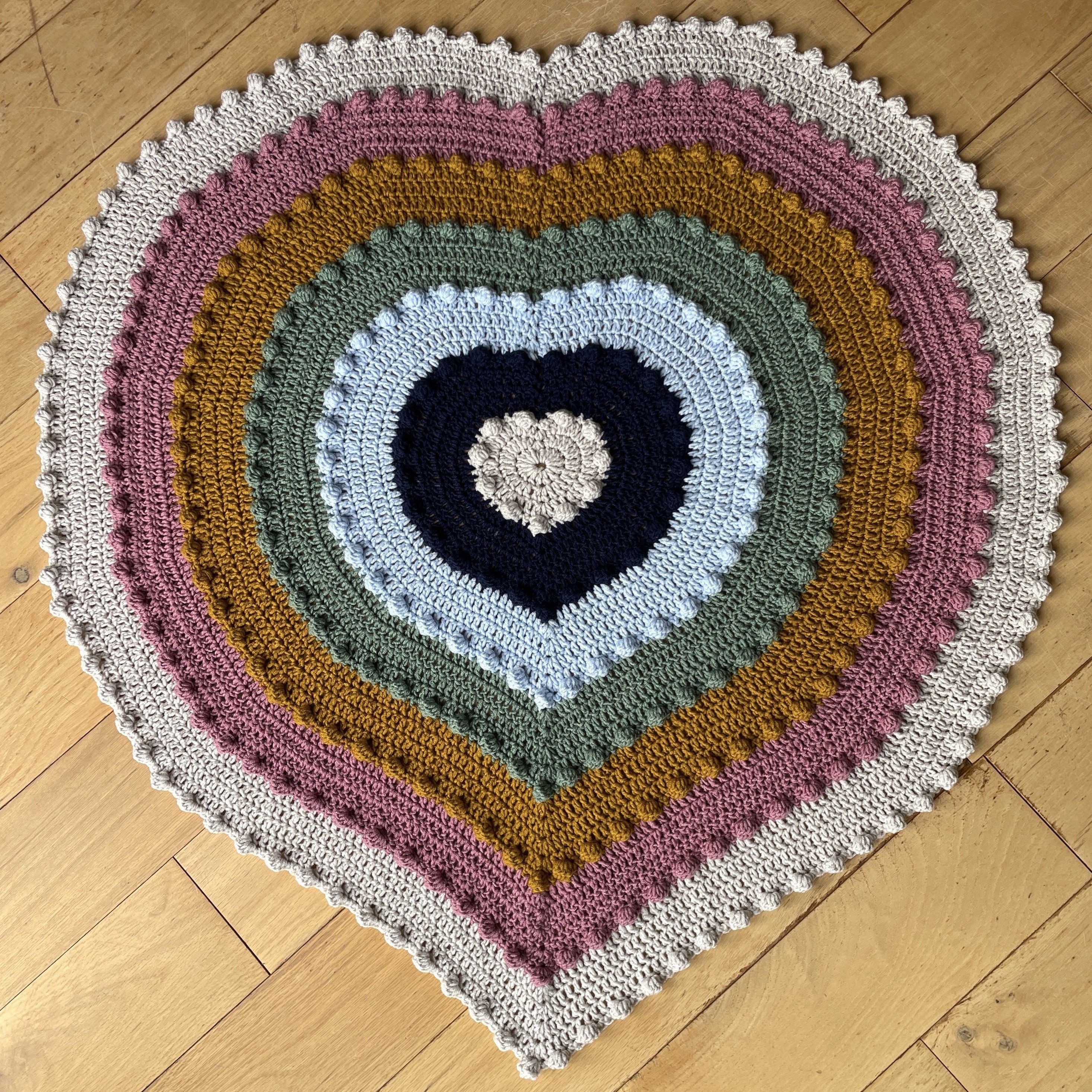 hobbii-atria-bobble-heart-decke-h-kelanleitung-100x100-cm image 2