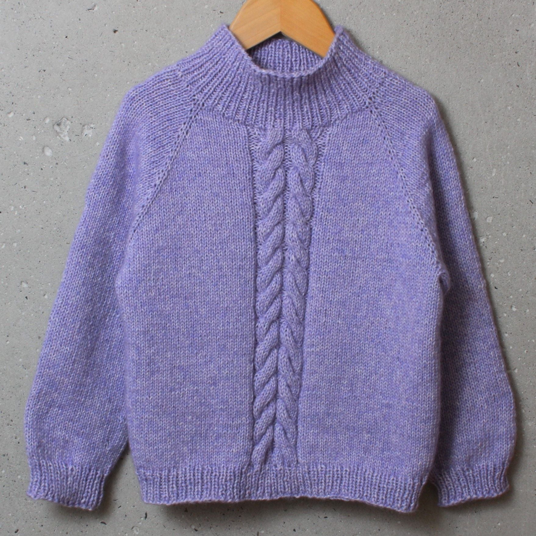hobbii-anleitungen-penelope-kinderpullover-strickanleitung-2-12-j image 1