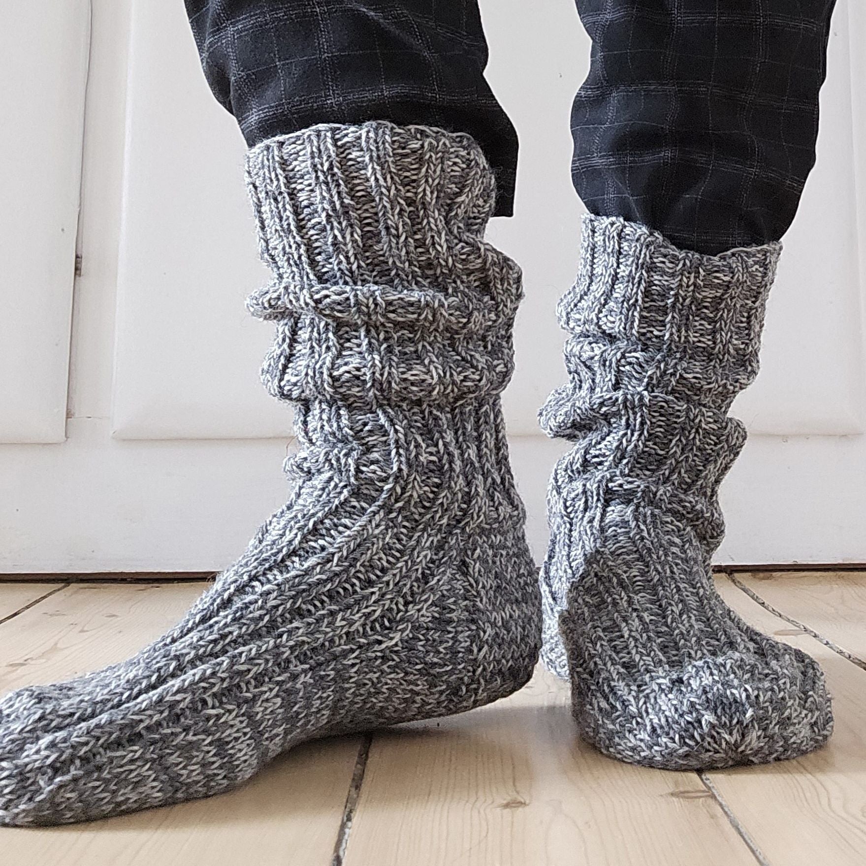 hobbii-folmer-dicke-wollsocken-strickanleitung-39-46 image 2