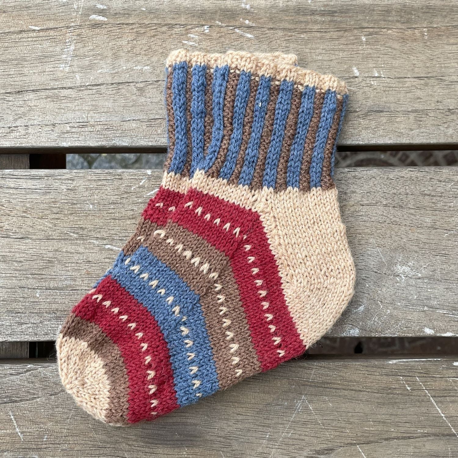 hobbii-cirkus-kindersocken-strickanleitung-pdf-0-10-jahre image 3