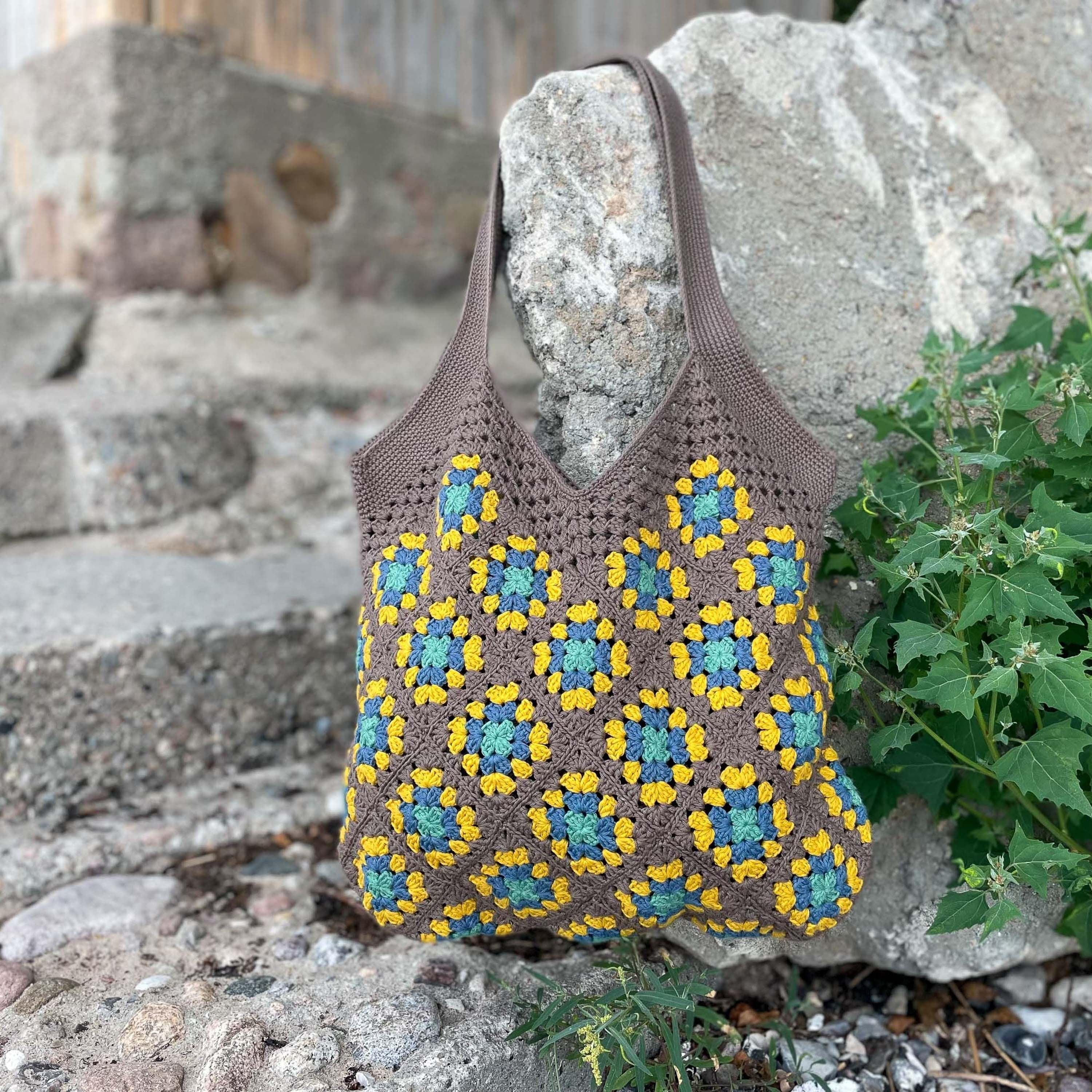 hobbii-anleitungen-granny-s-shopper-h-keltasche-anleitung-one-size image 4
