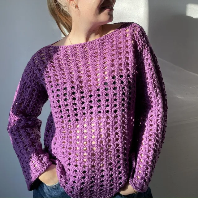 hobbii-anleitungen-easy-hole-structure-blouse-strickanleitung-xs-4xl image 1