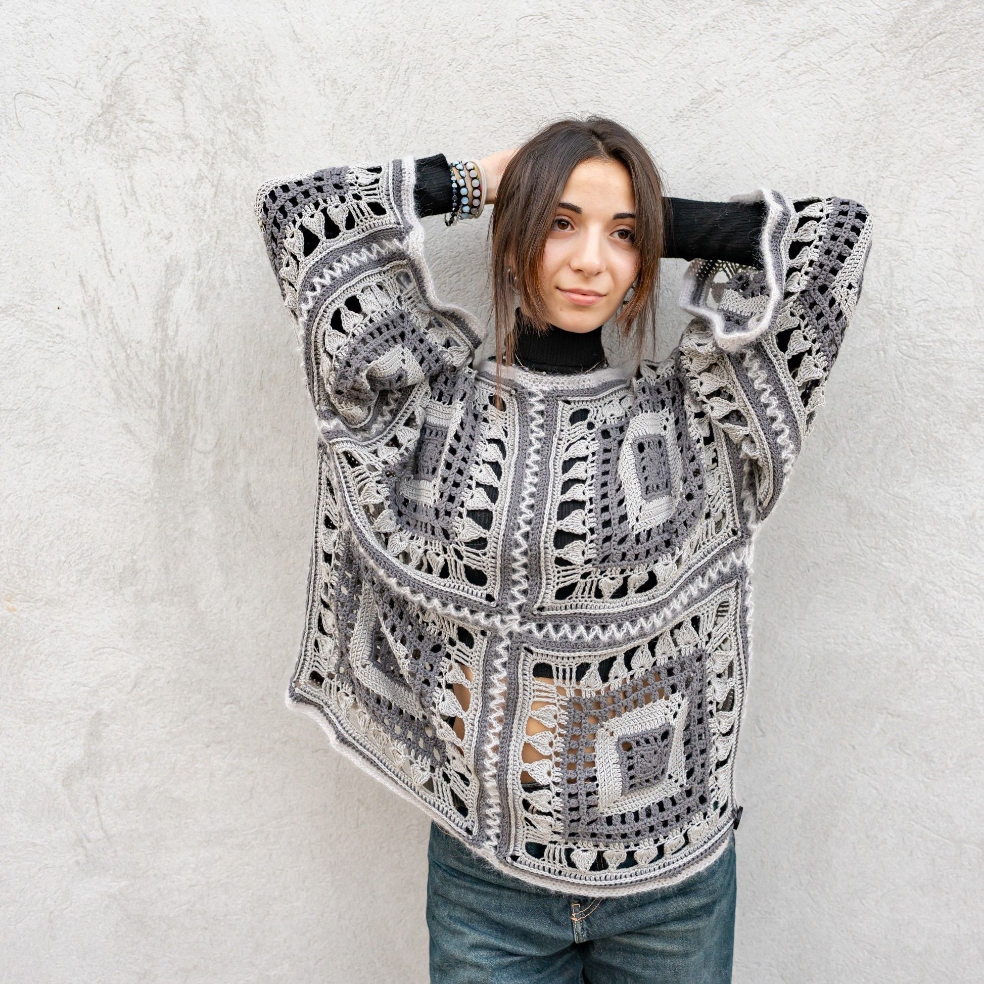 hobbii-anleitungen-lace-embrace-pullover-h-kelanleitung-oversize image 4