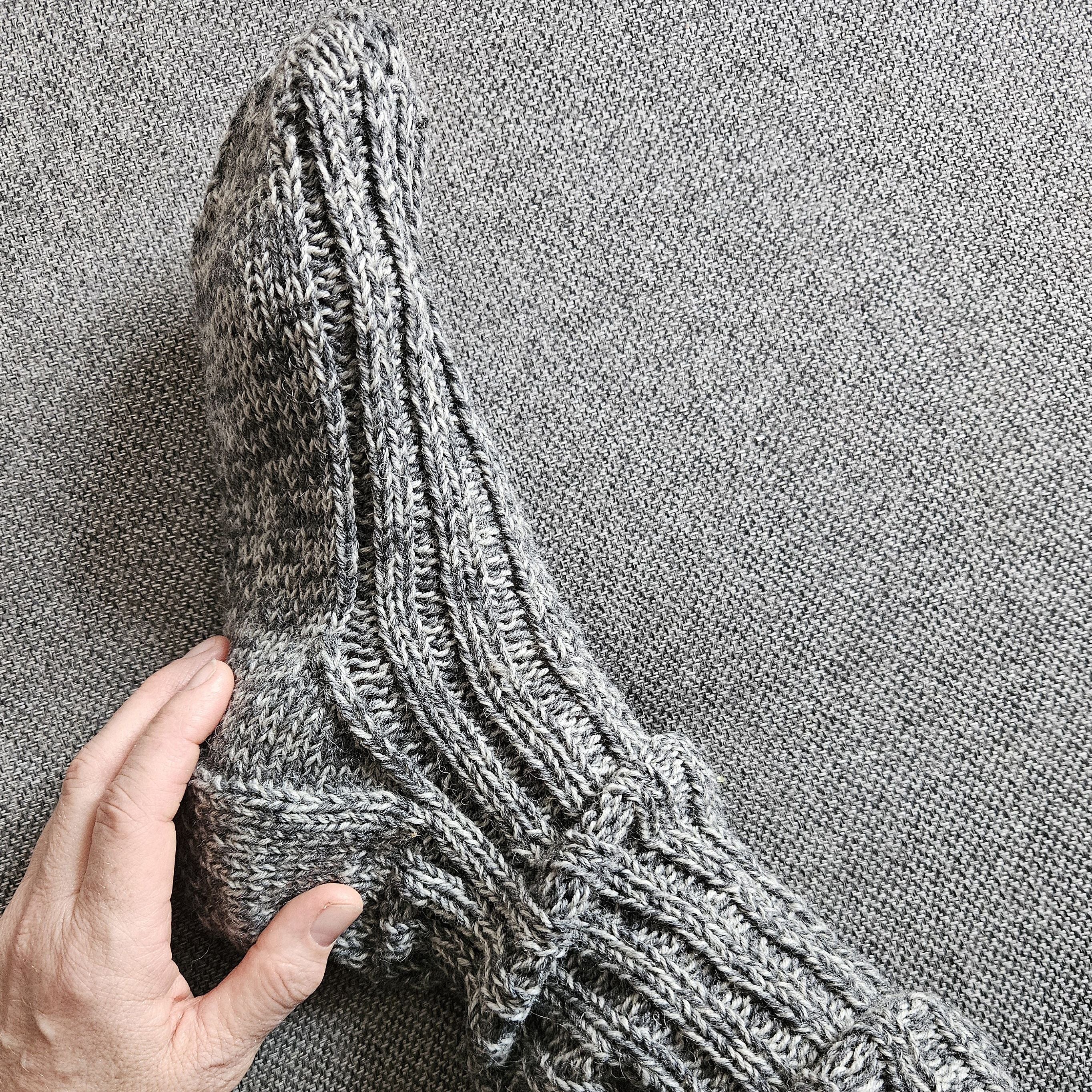 hobbii-folmer-dicke-wollsocken-strickanleitung-39-46 image 8