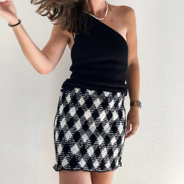 hobbii-coco-skirt-rock-strickanleitung-gr-e-m image 1