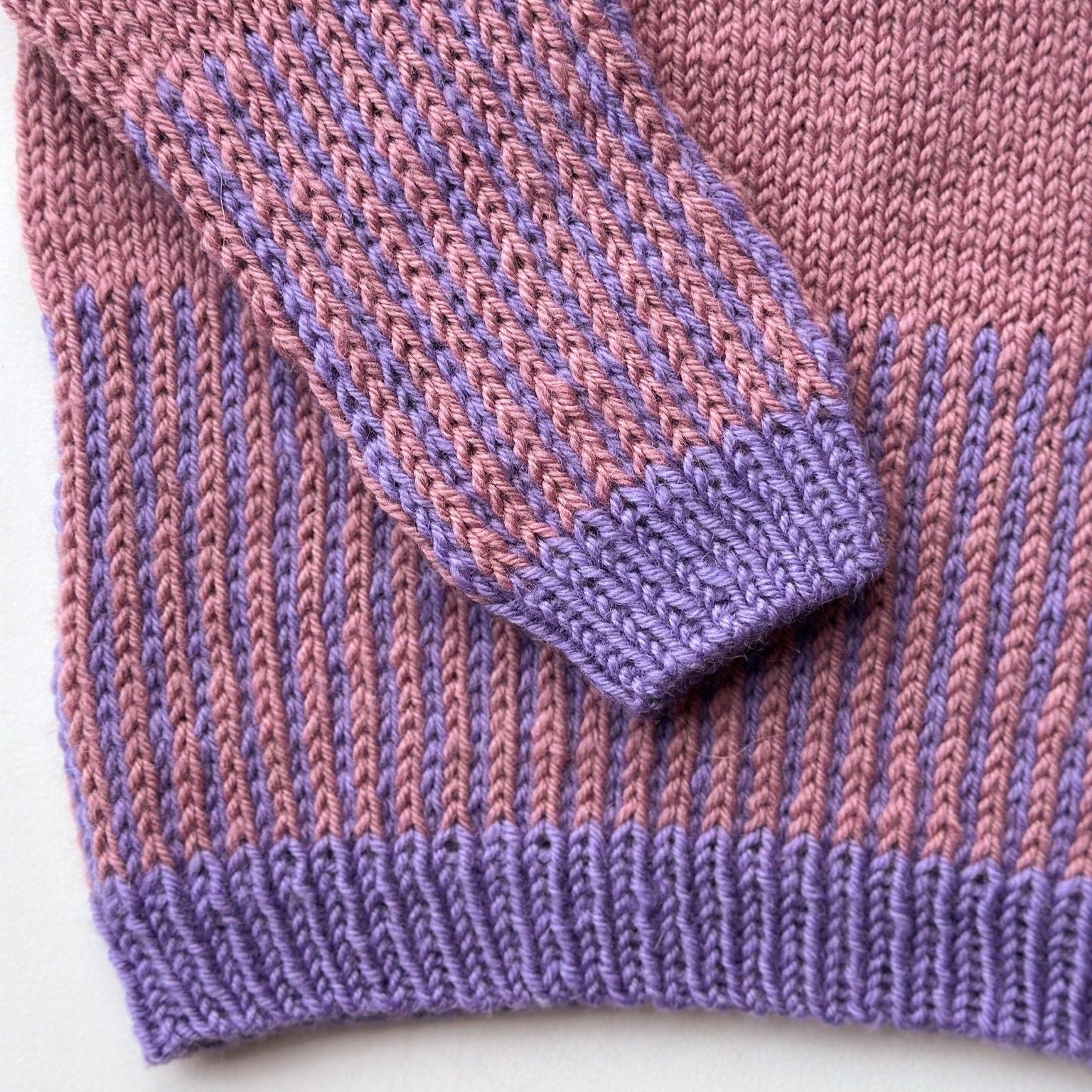 hobbii-easy-colour-mix-sweater-junior-pullover-strickanleitung-2-jahre image 6