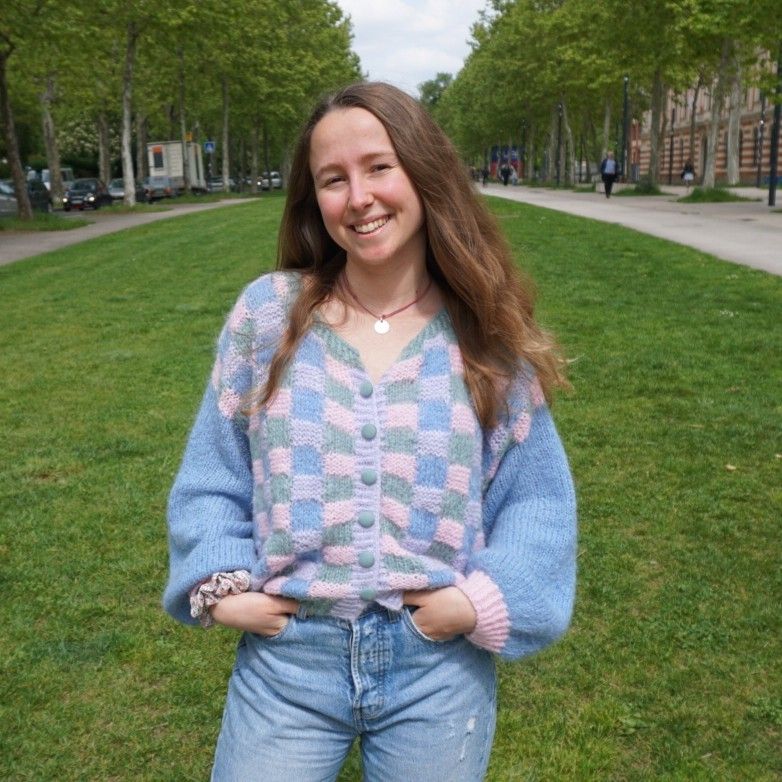 hobbii-anleitungen-elmer-cardigan-strickanleitung-xs-oversize image 2