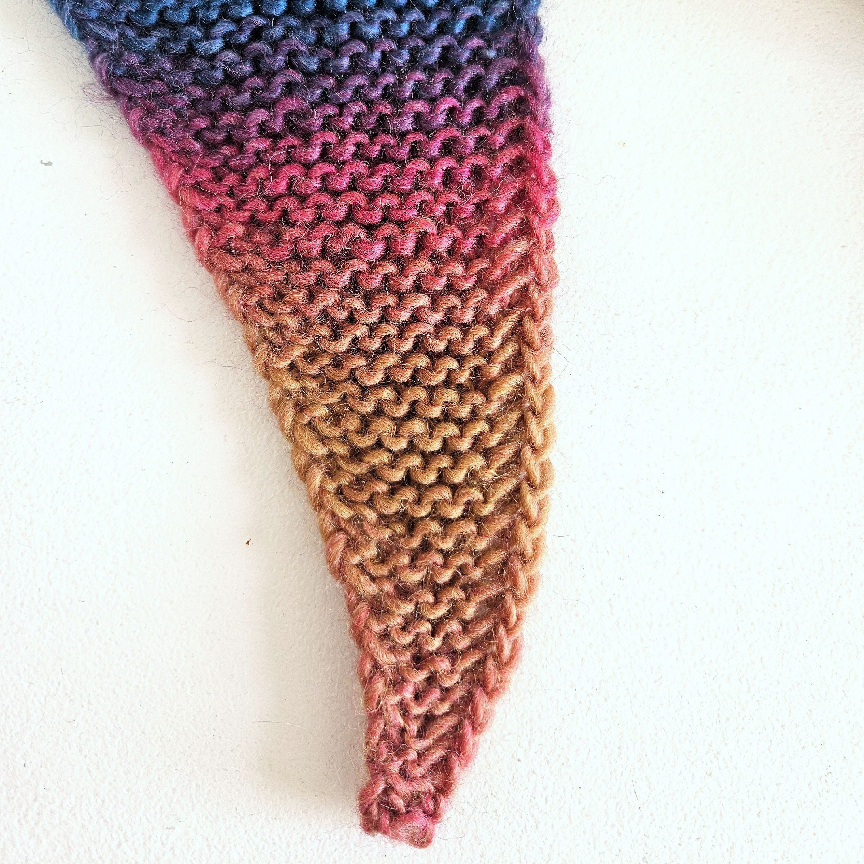 hobbii-anleitungen-rille-strickanleitung-tuch-one-size-farbverlauf-244-cm image 3