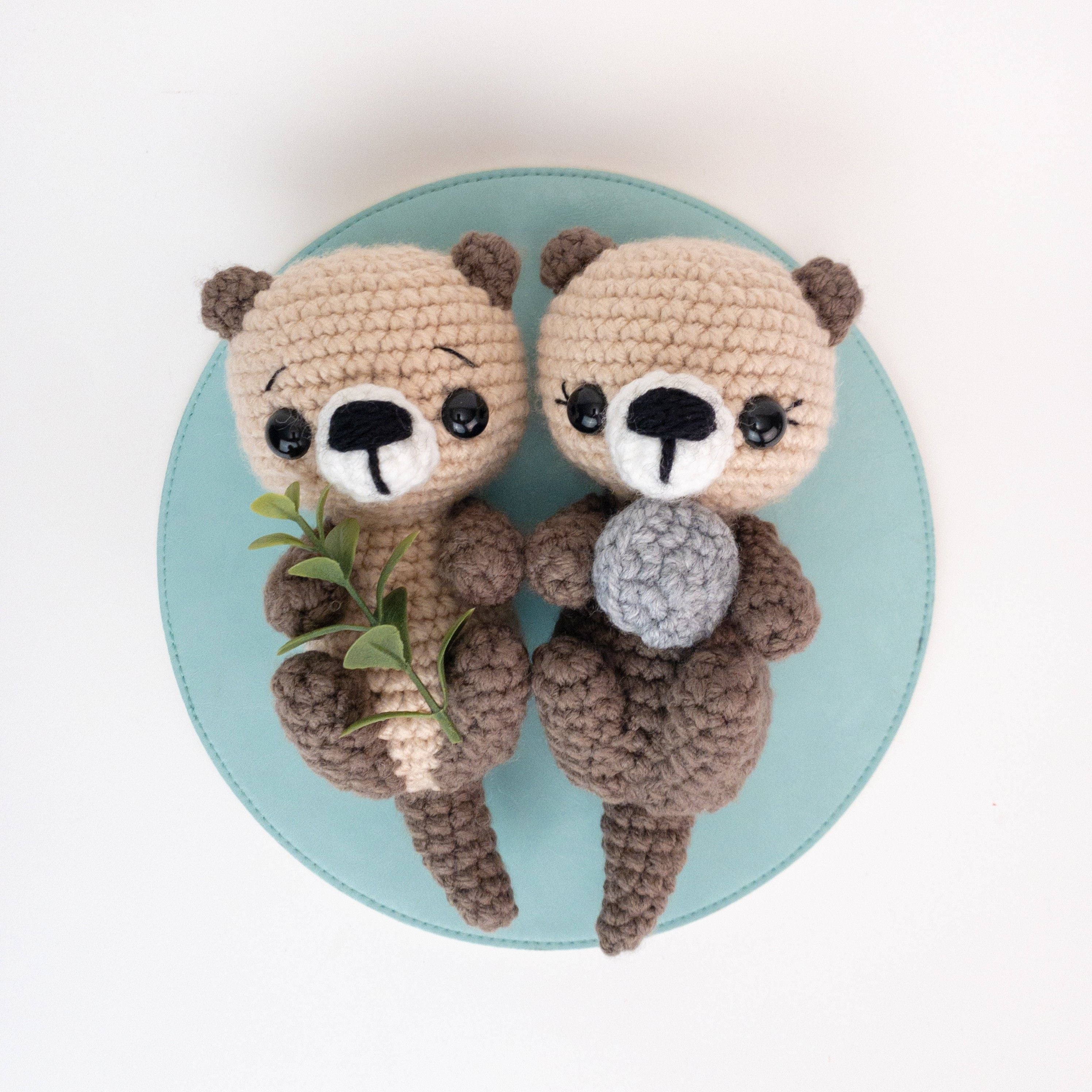 hobbii-anleitungen-otter-friends-h-kelanleitung-pdf-18-cm-amigurumi image 1