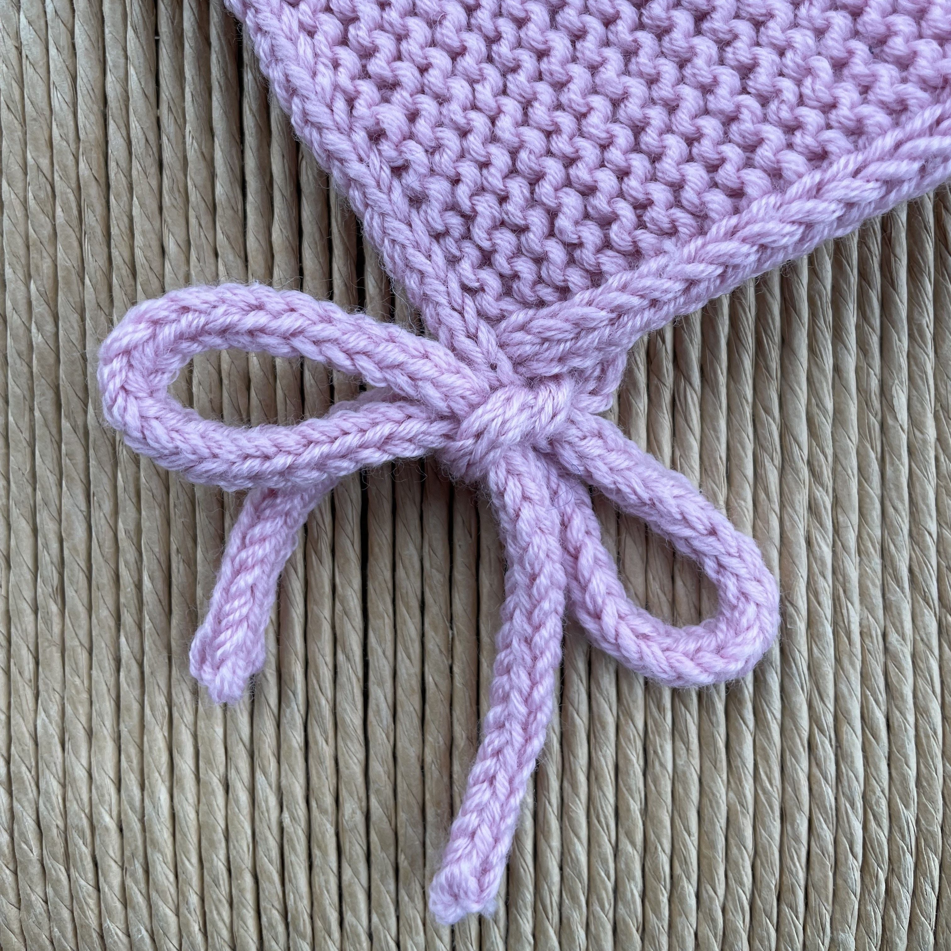 hobbii-anleitungen-ultra-easy-bonnet-strickanleitung-babym-tze-0-2-monate image 4