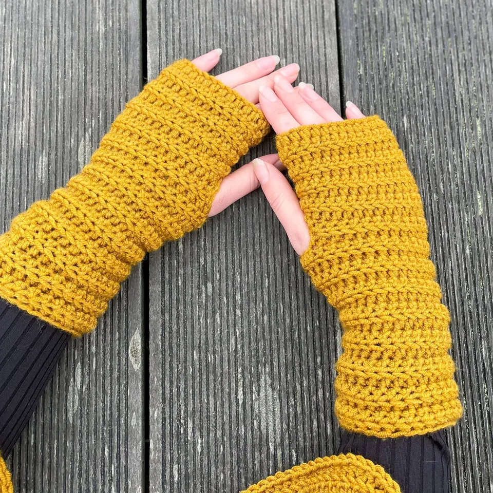 hobbii-kind-embrace-pulsw-rmer-strickanleitung-gr-s-m image 1