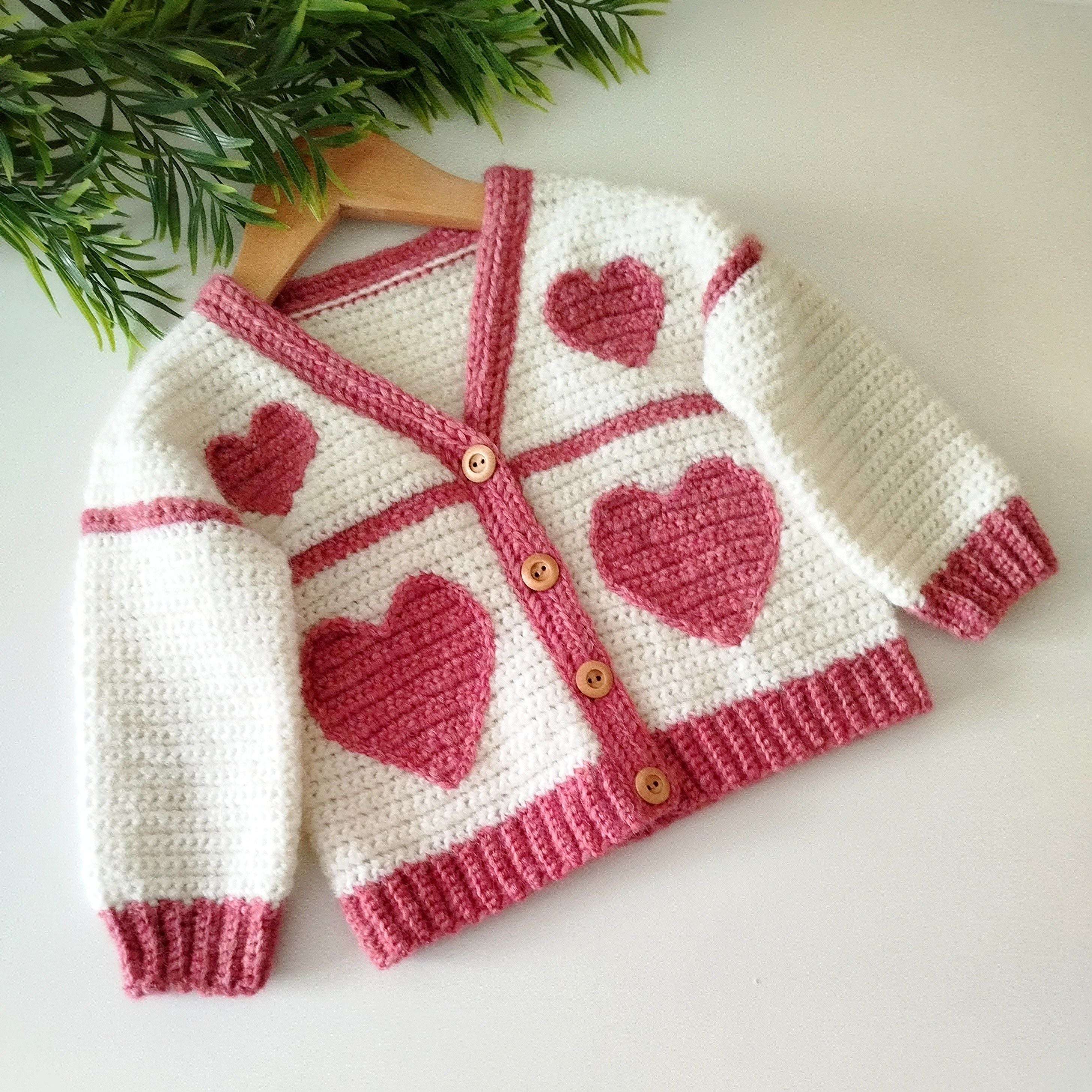 hobbii-anleitungen-sweet-heart-strickanleitung-kinder-cardigan image 3