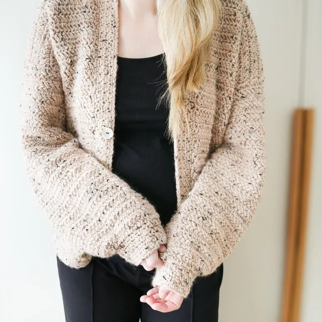 hobbii-anleitungen-haferfeld-jacke-h-kelanleitung-xs-5xl image 1